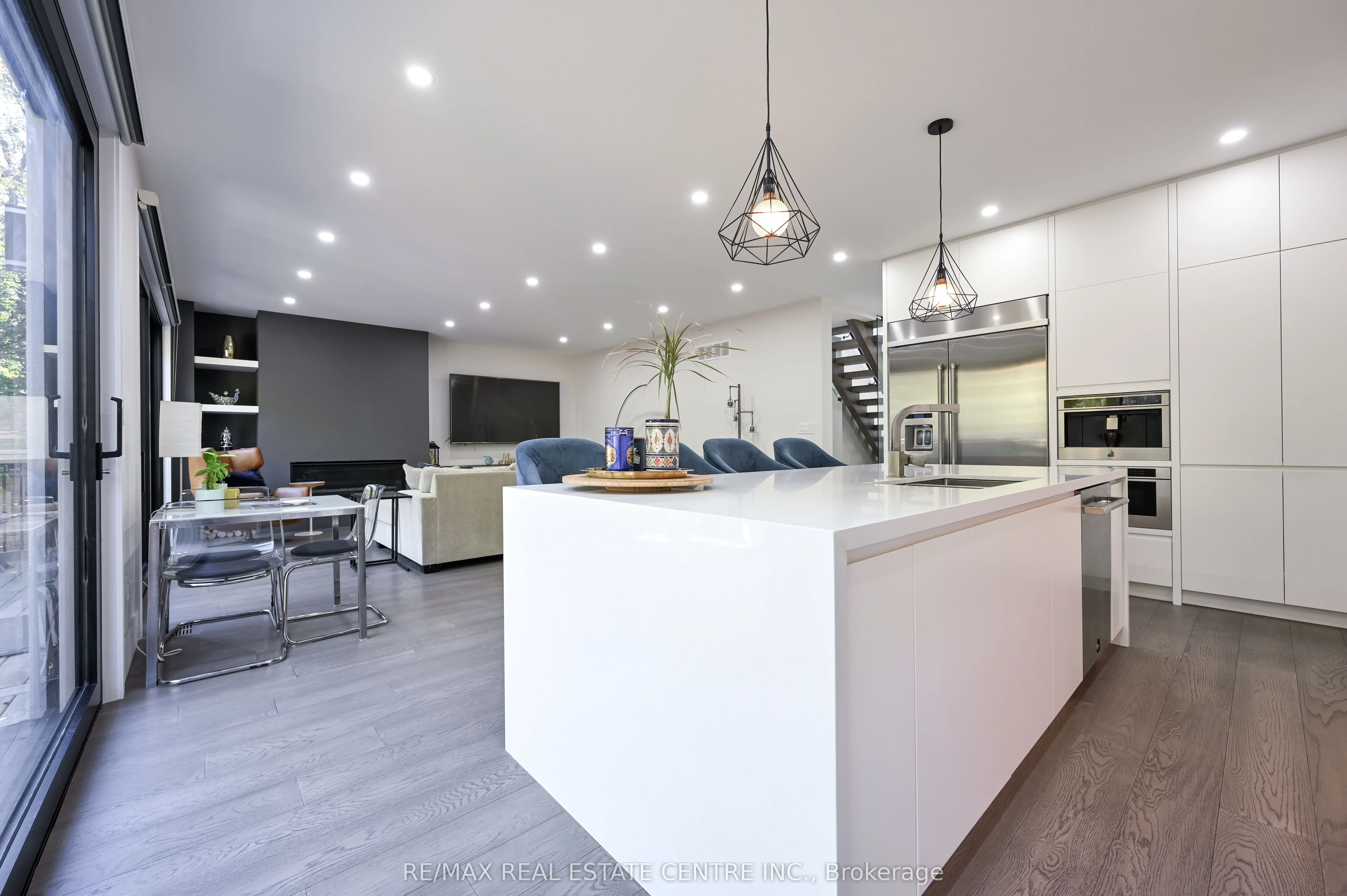 1181 Ogden Avenue