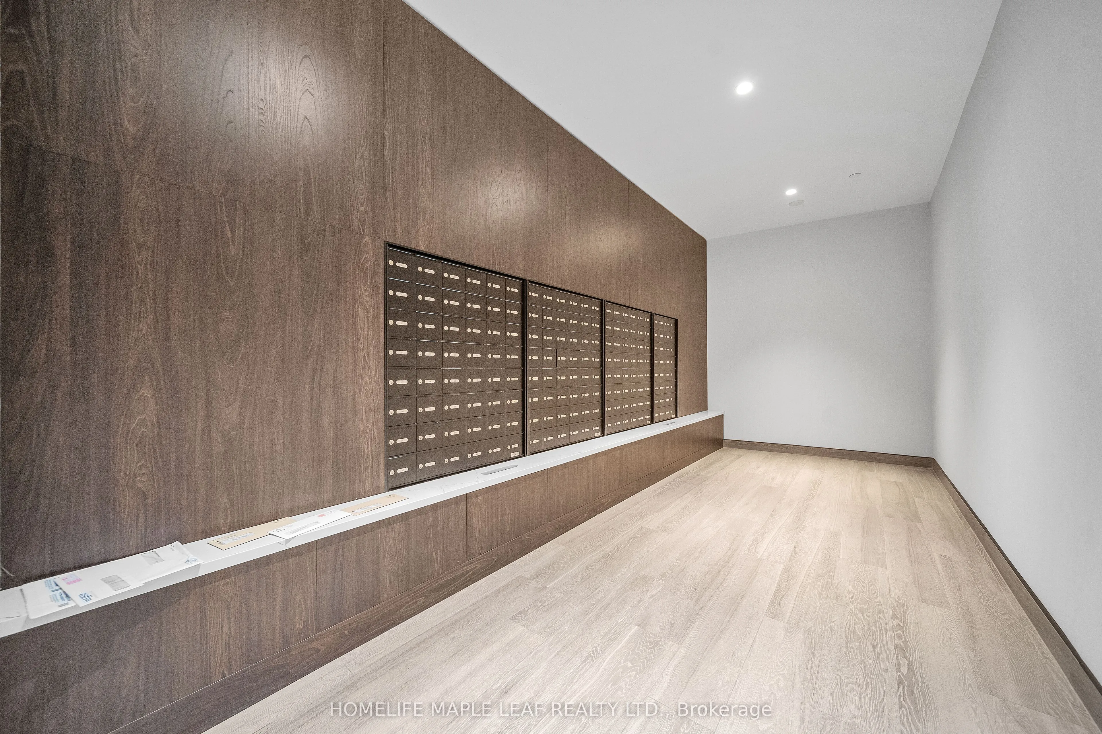 8010 Derry Road #1402