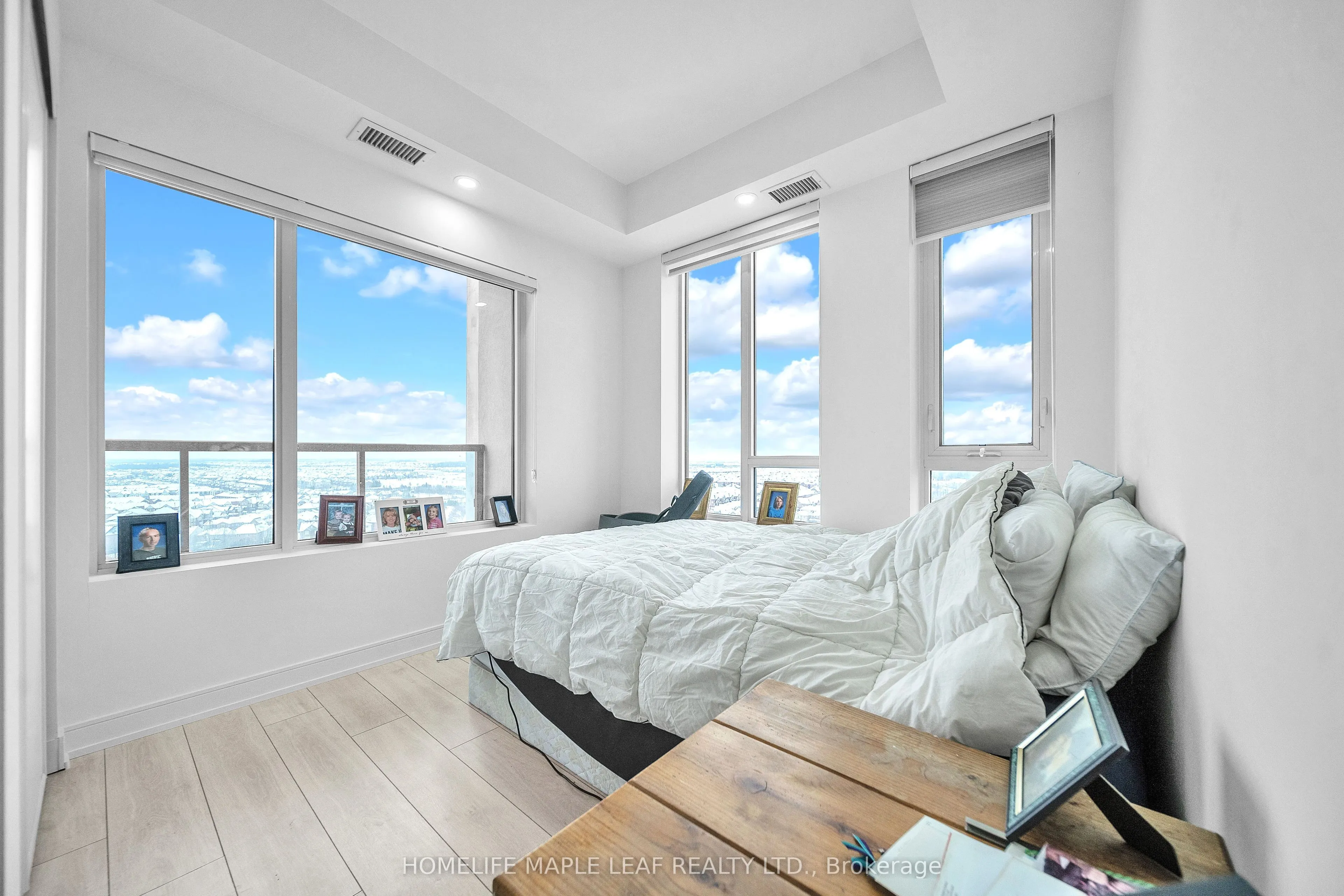 8010 Derry Road #1402