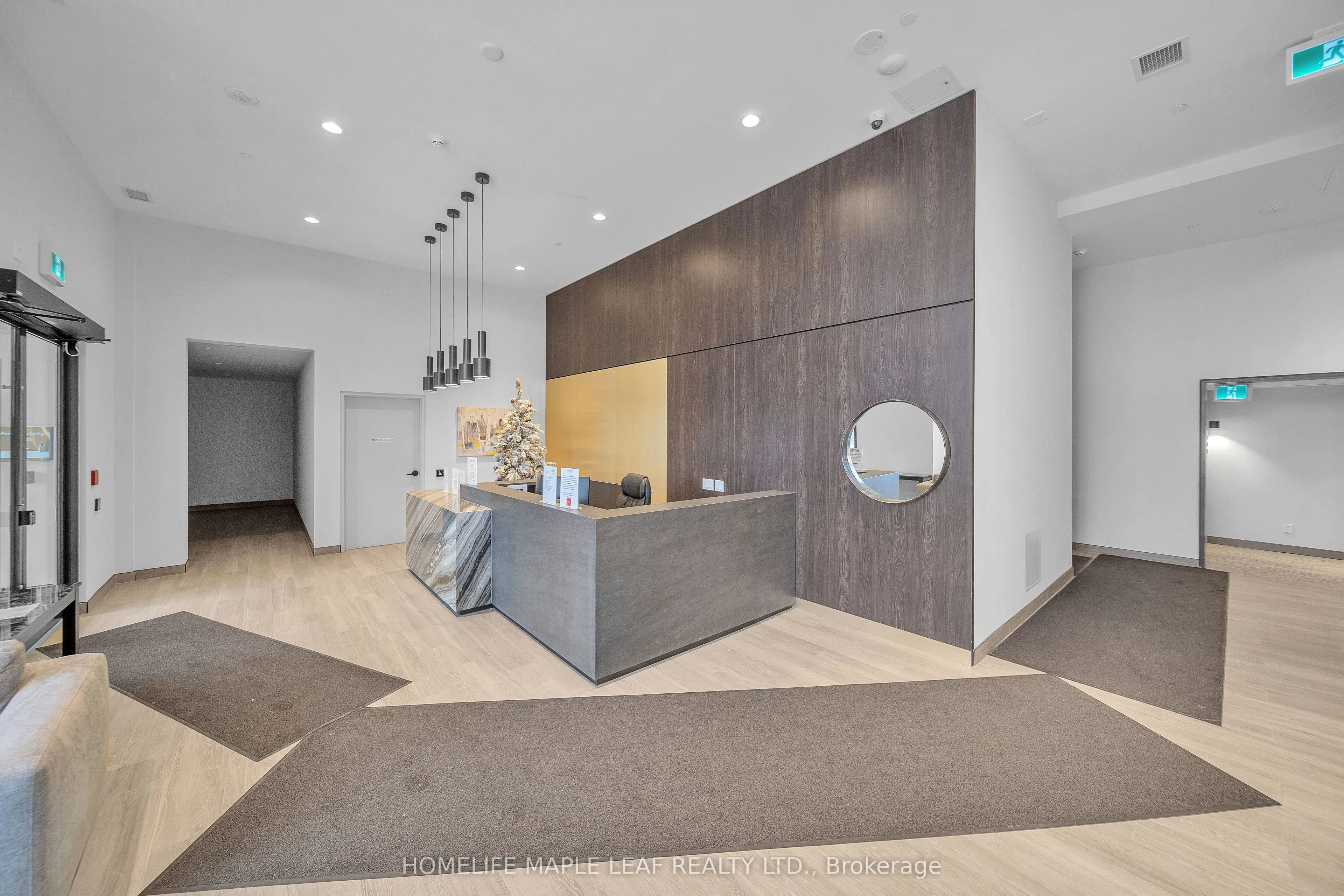 8010 Derry Road #1402