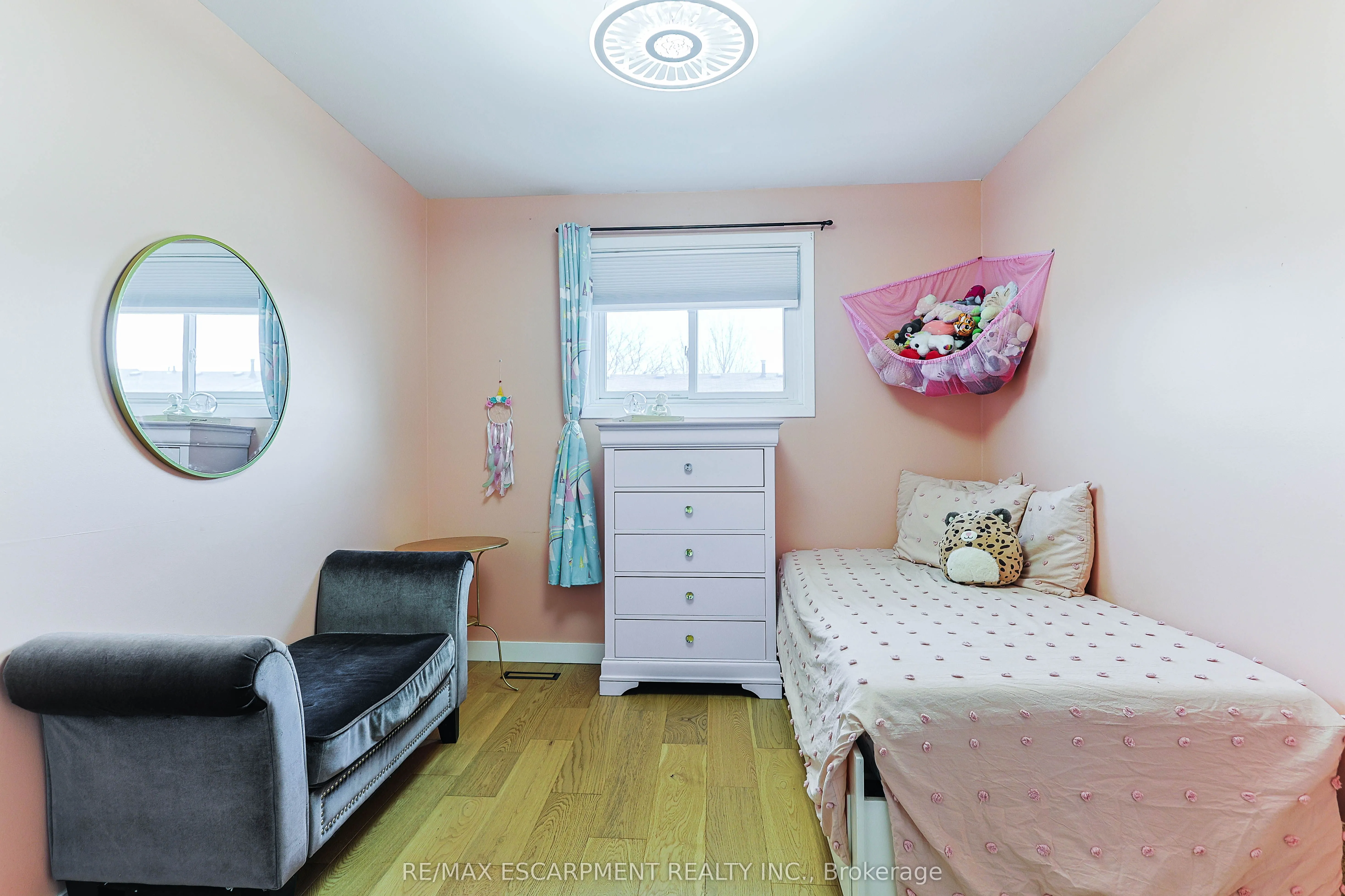 5475 Lakeshore Road #54