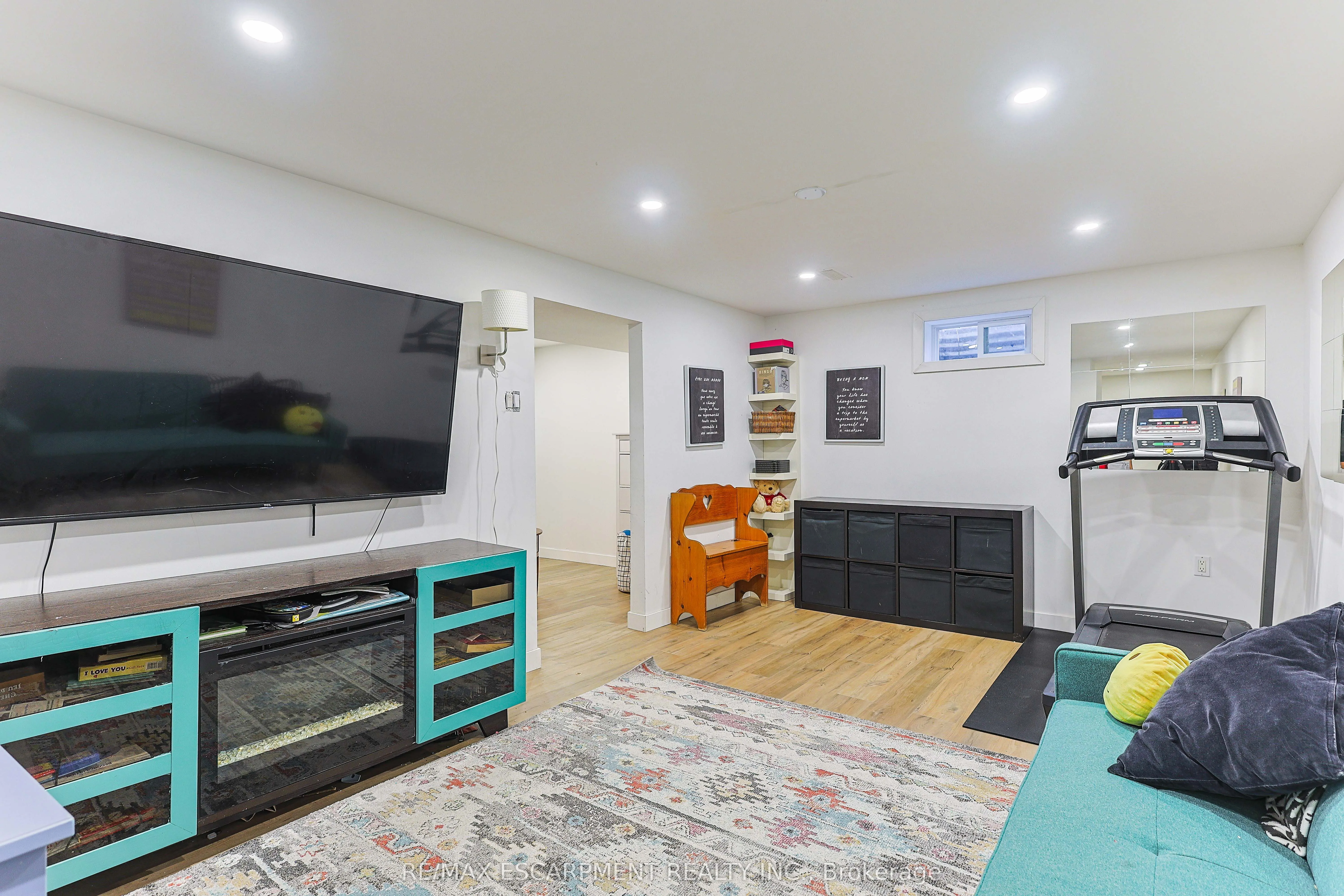 5475 Lakeshore Road #54