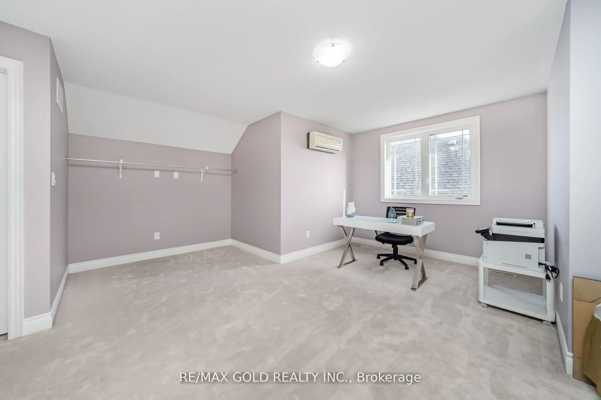 6 Ayrshire Court