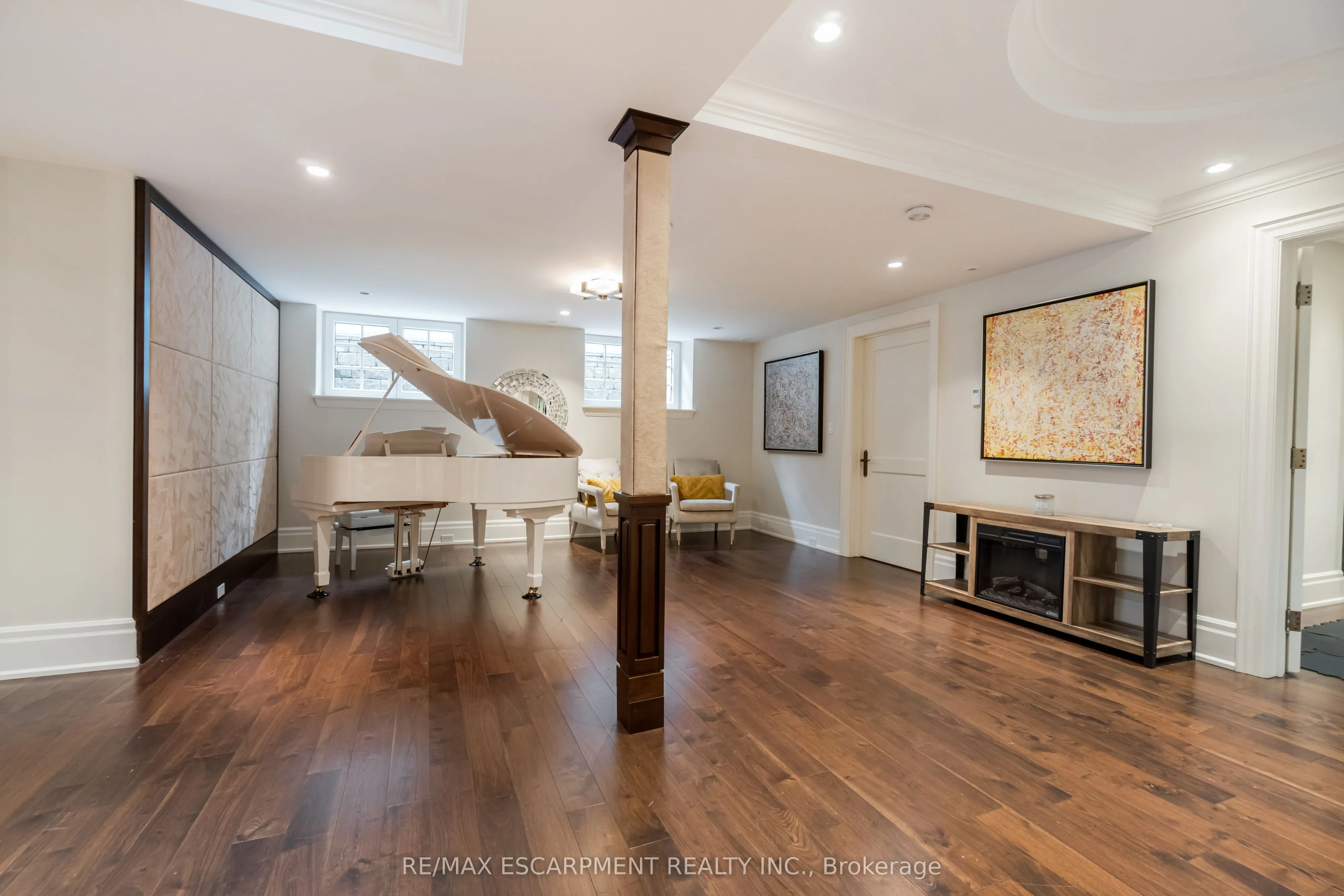 1476 Carmen Drive