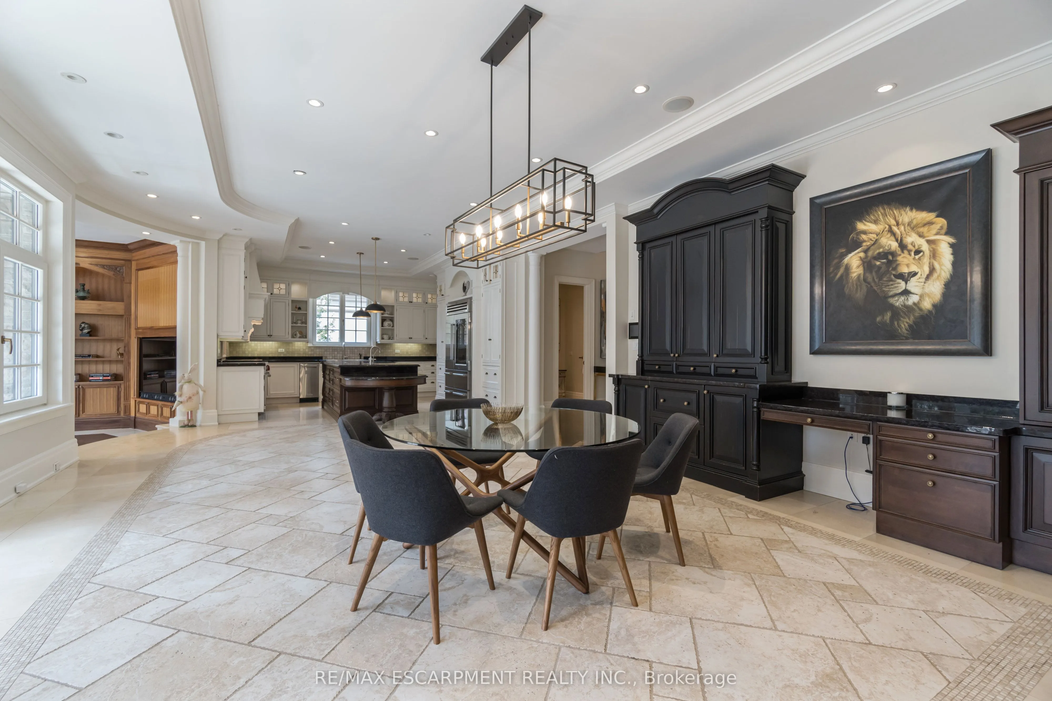 1476 Carmen Drive