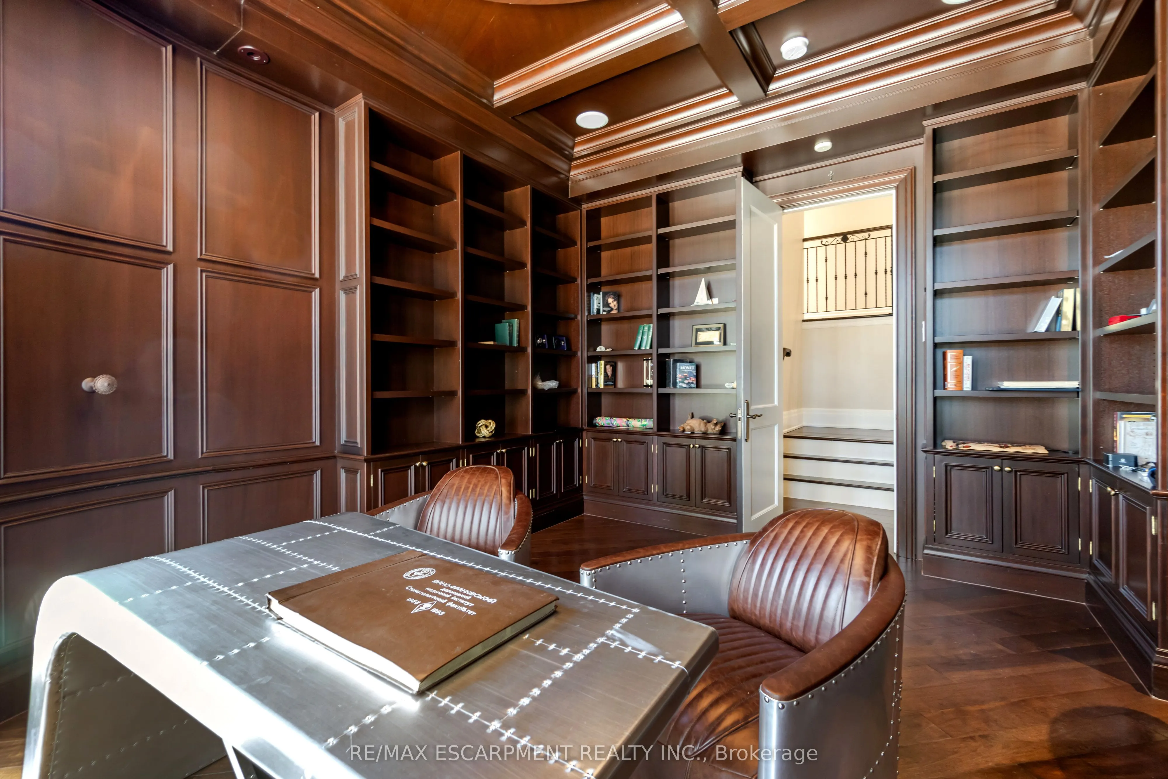1476 Carmen Drive