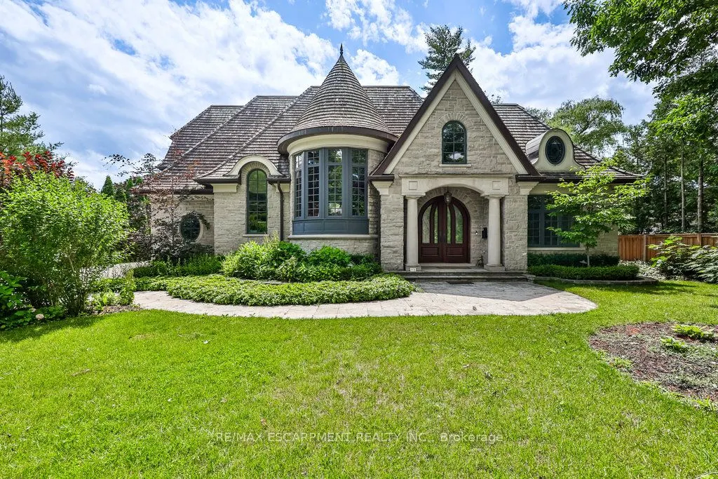 1476 Carmen Drive