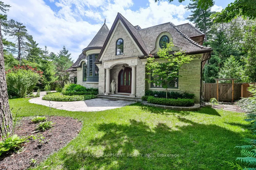 1476 Carmen Drive