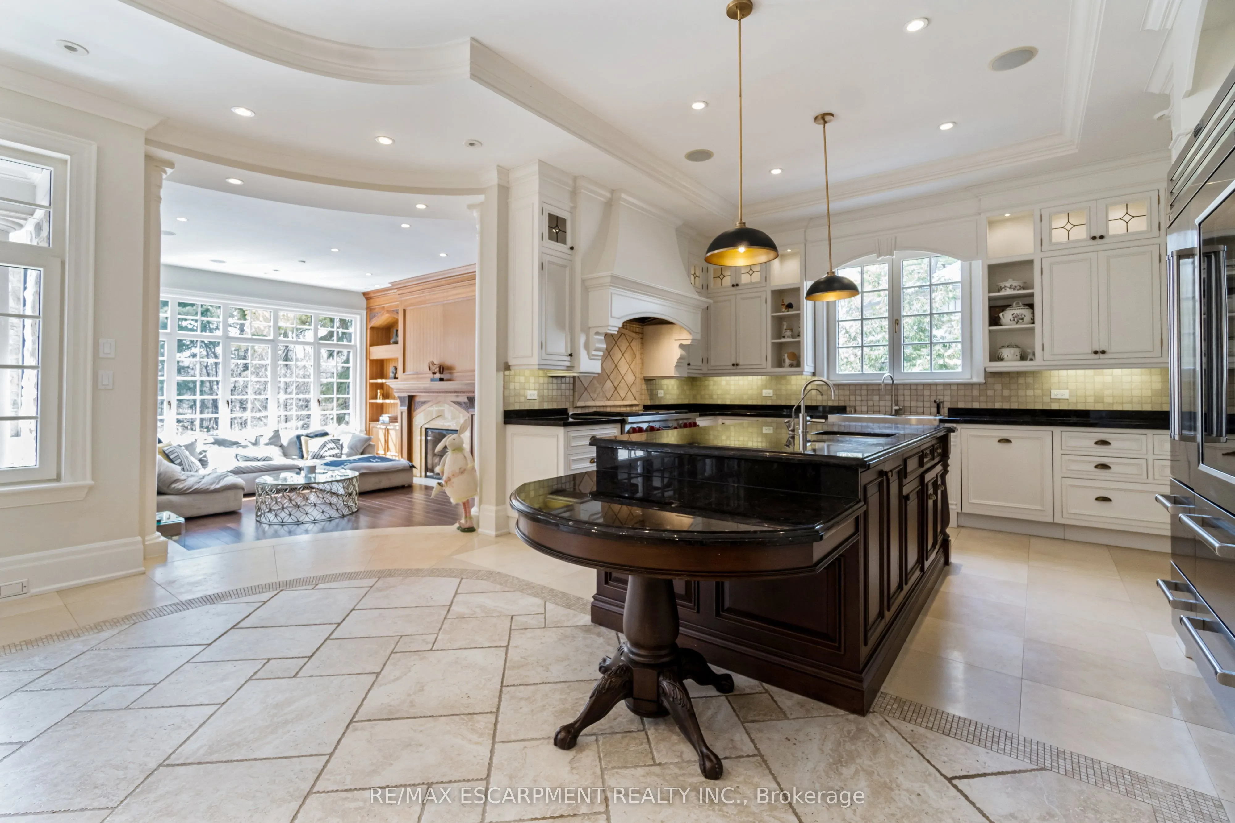 1476 Carmen Drive