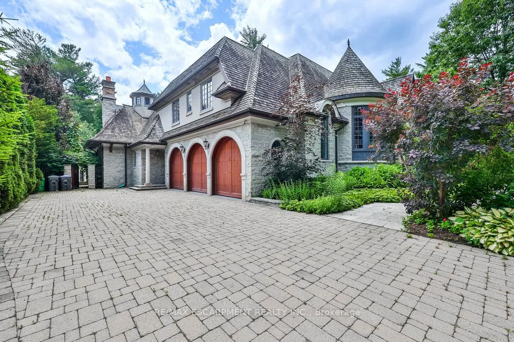 1476 Carmen Drive