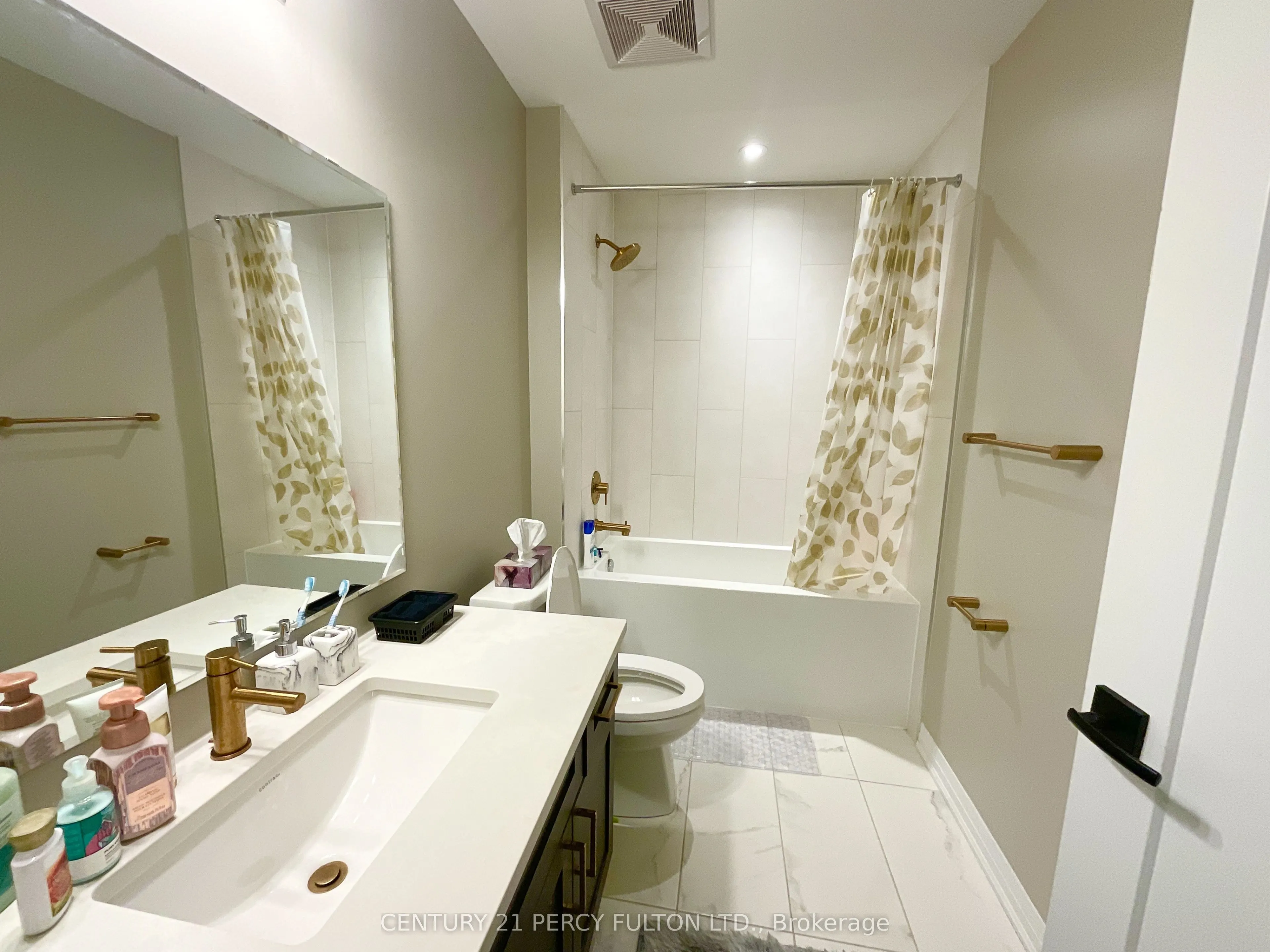 470 Gordon Krantz Avenue #112