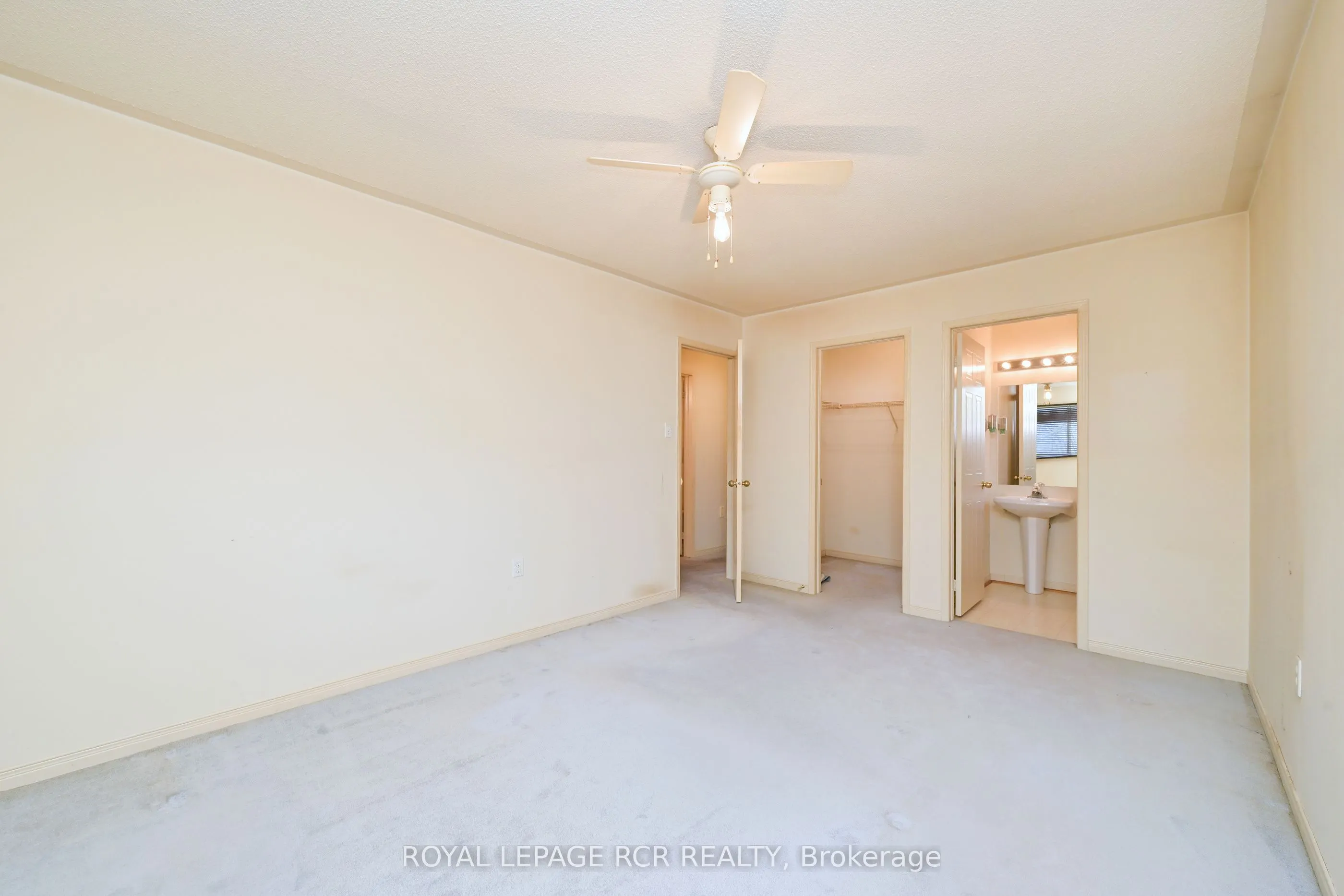 10 Lawton Court