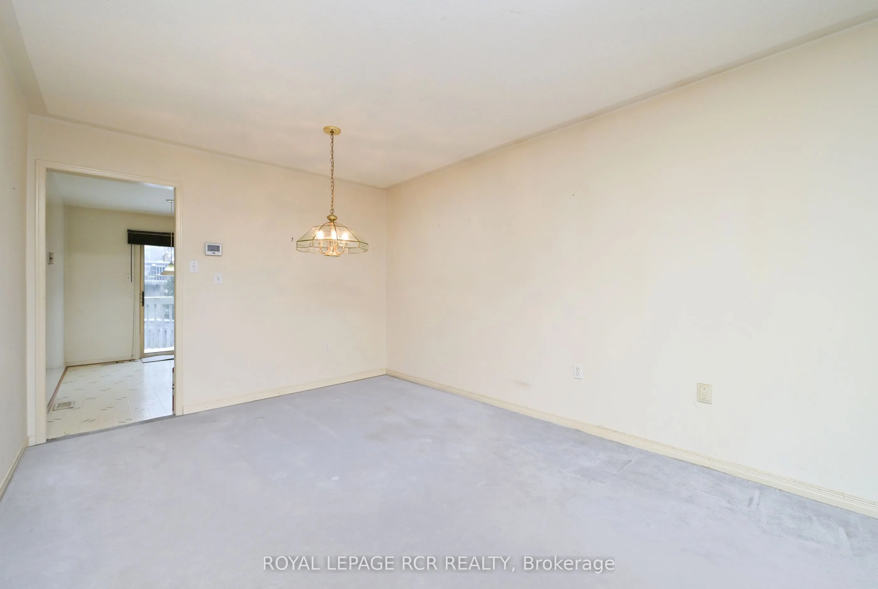 10 Lawton Court