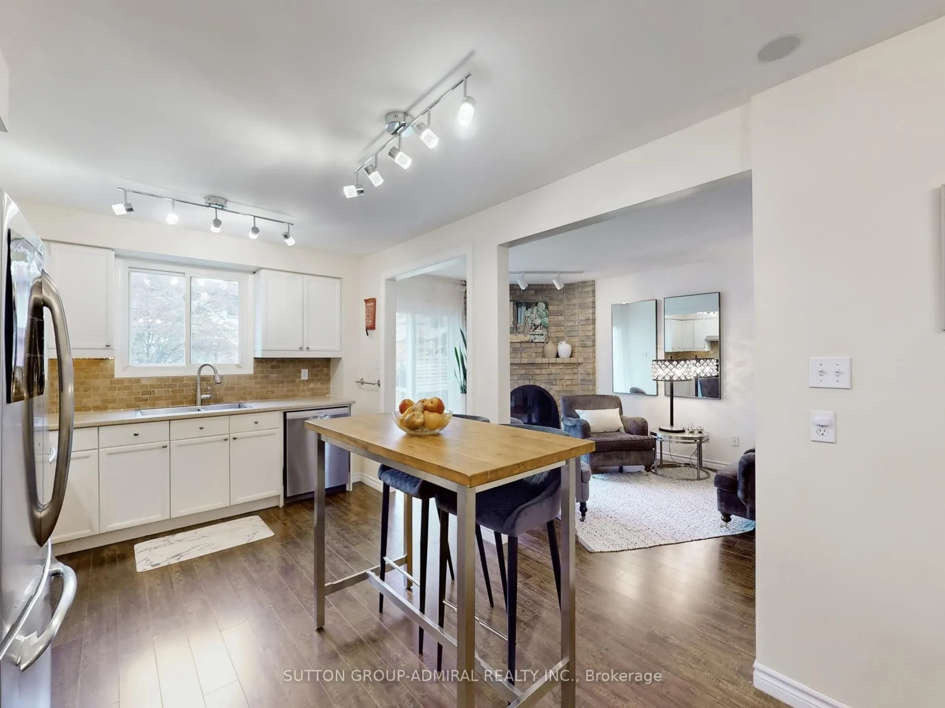 3453 Hannibal Road