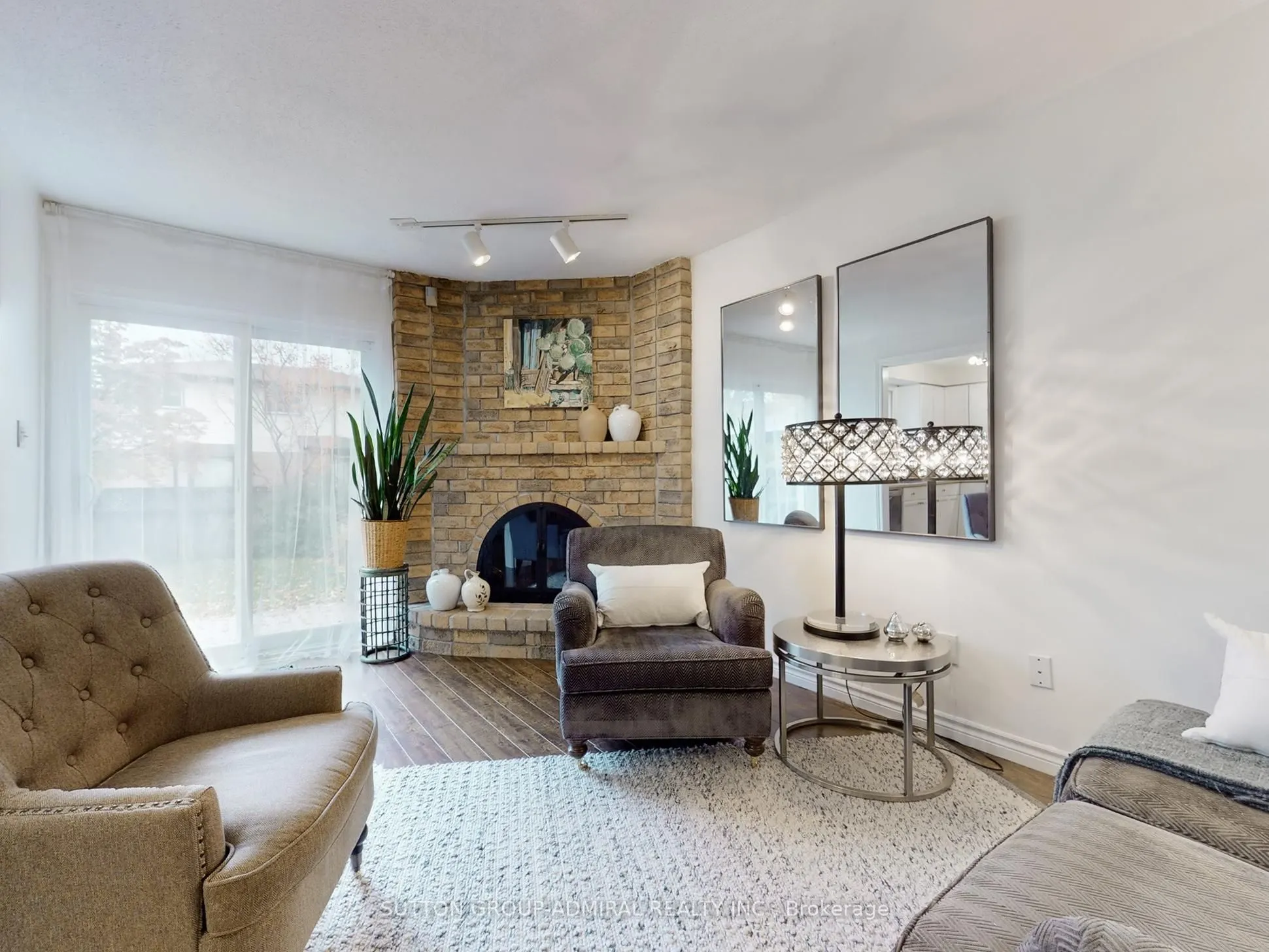 3453 Hannibal Road