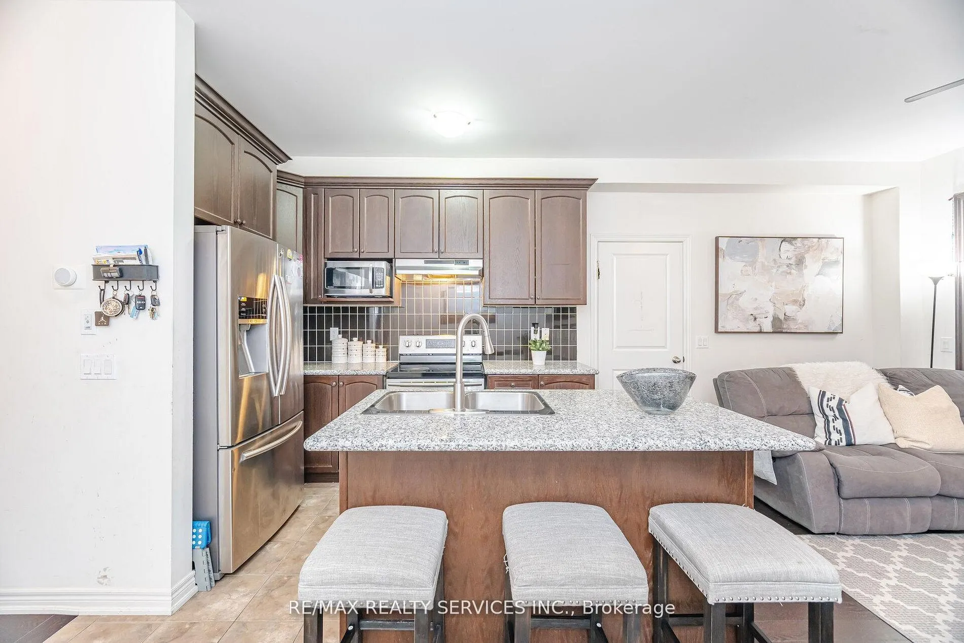 7 Dufay Road