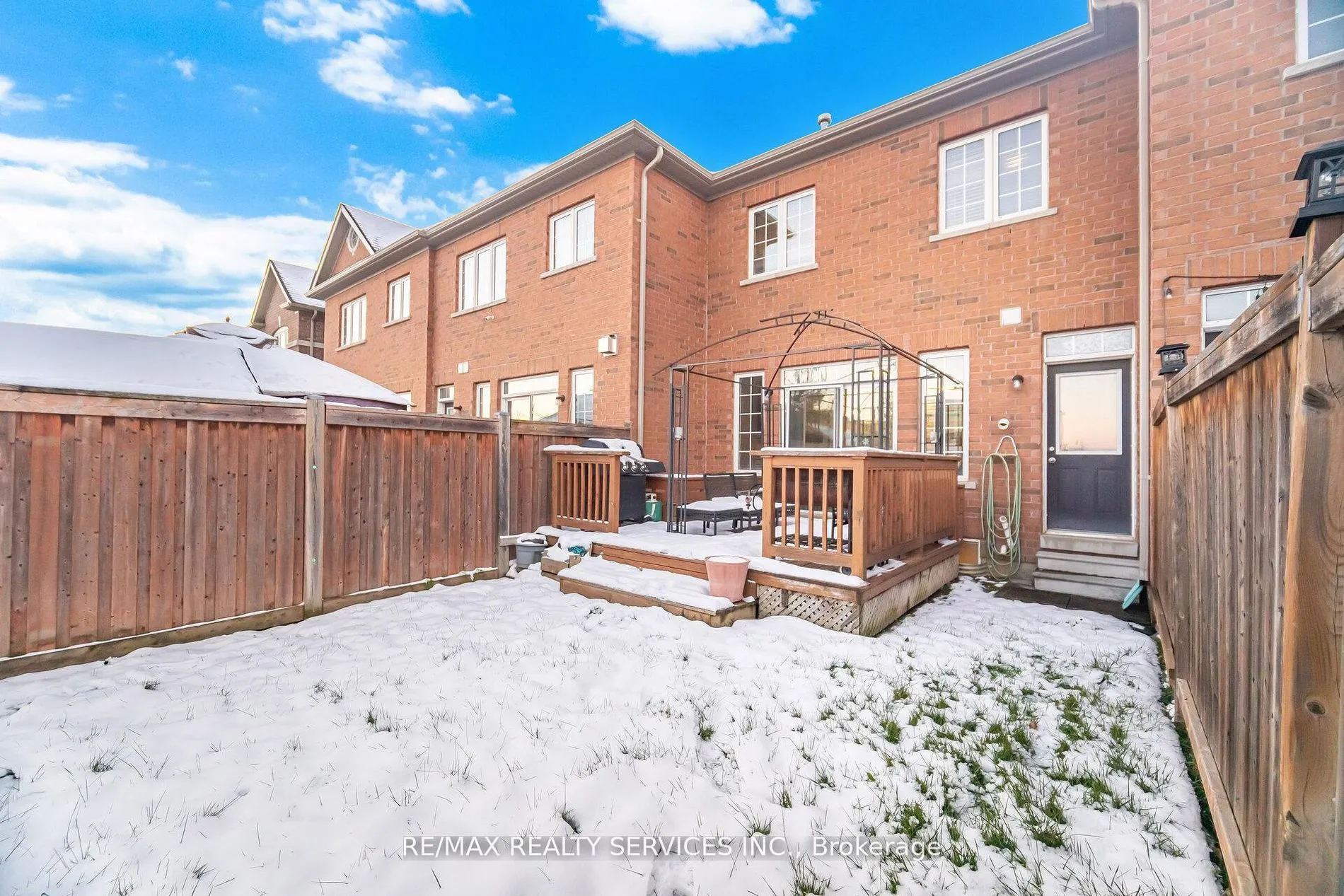 7 Dufay Road