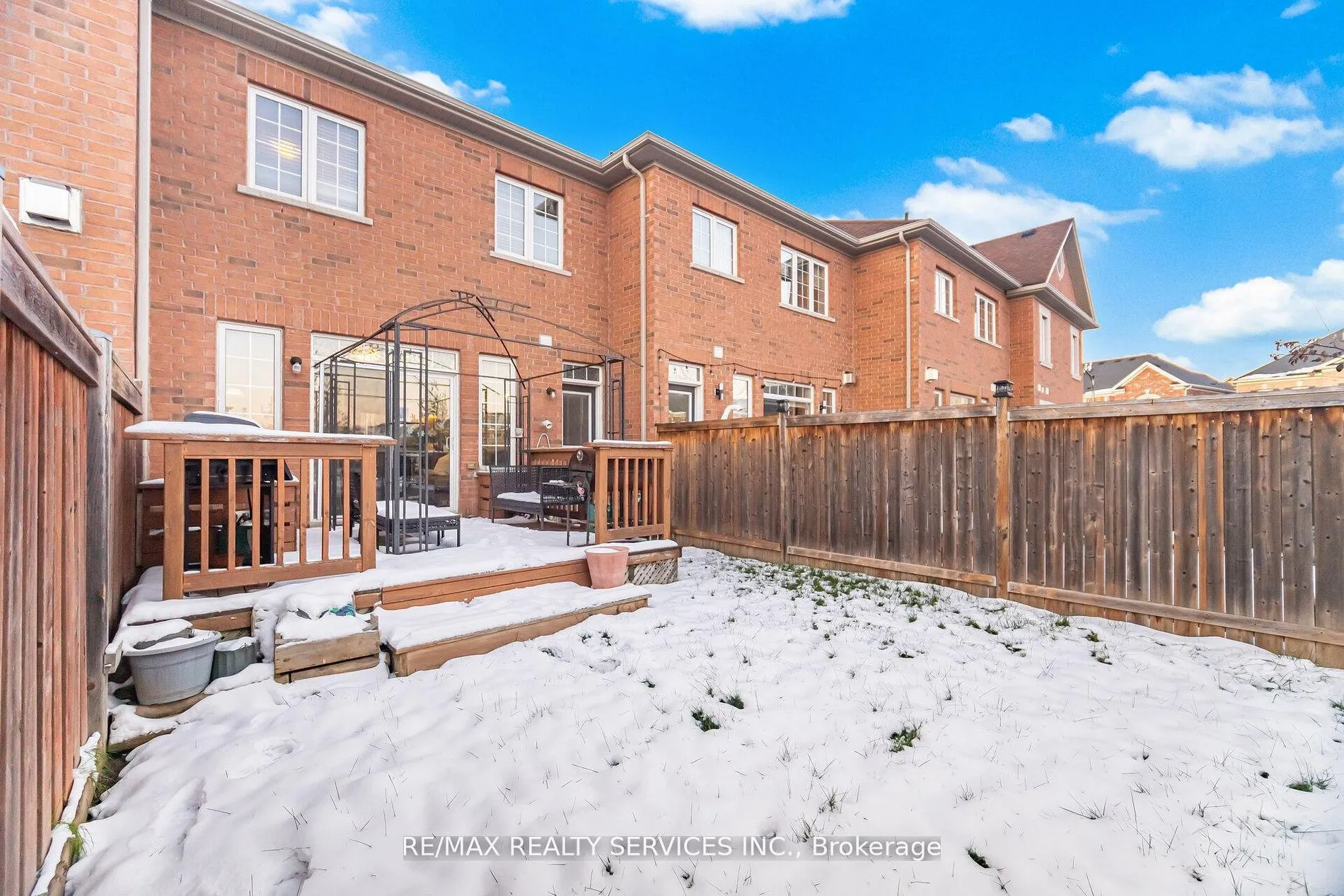 7 Dufay Road