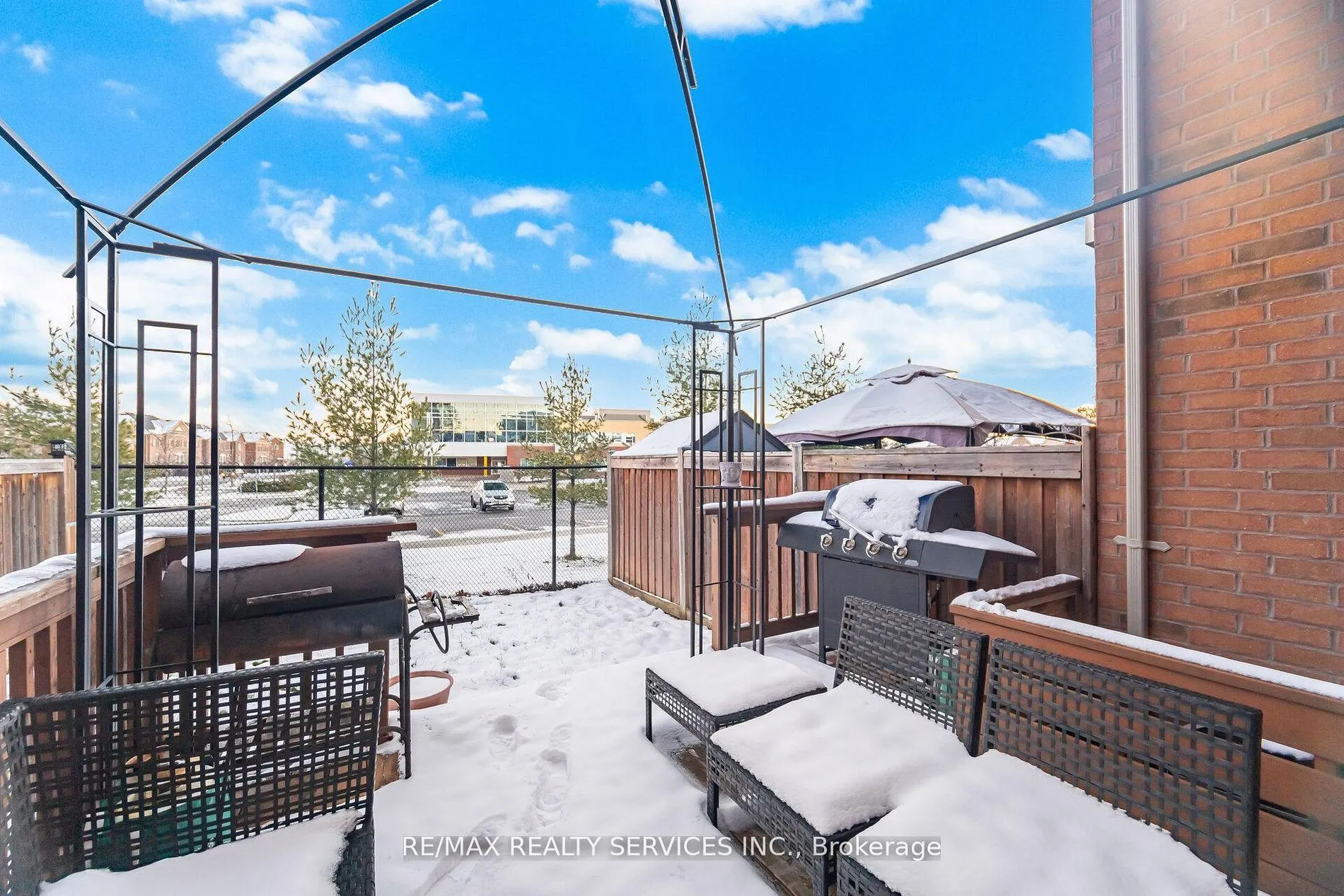 7 Dufay Road