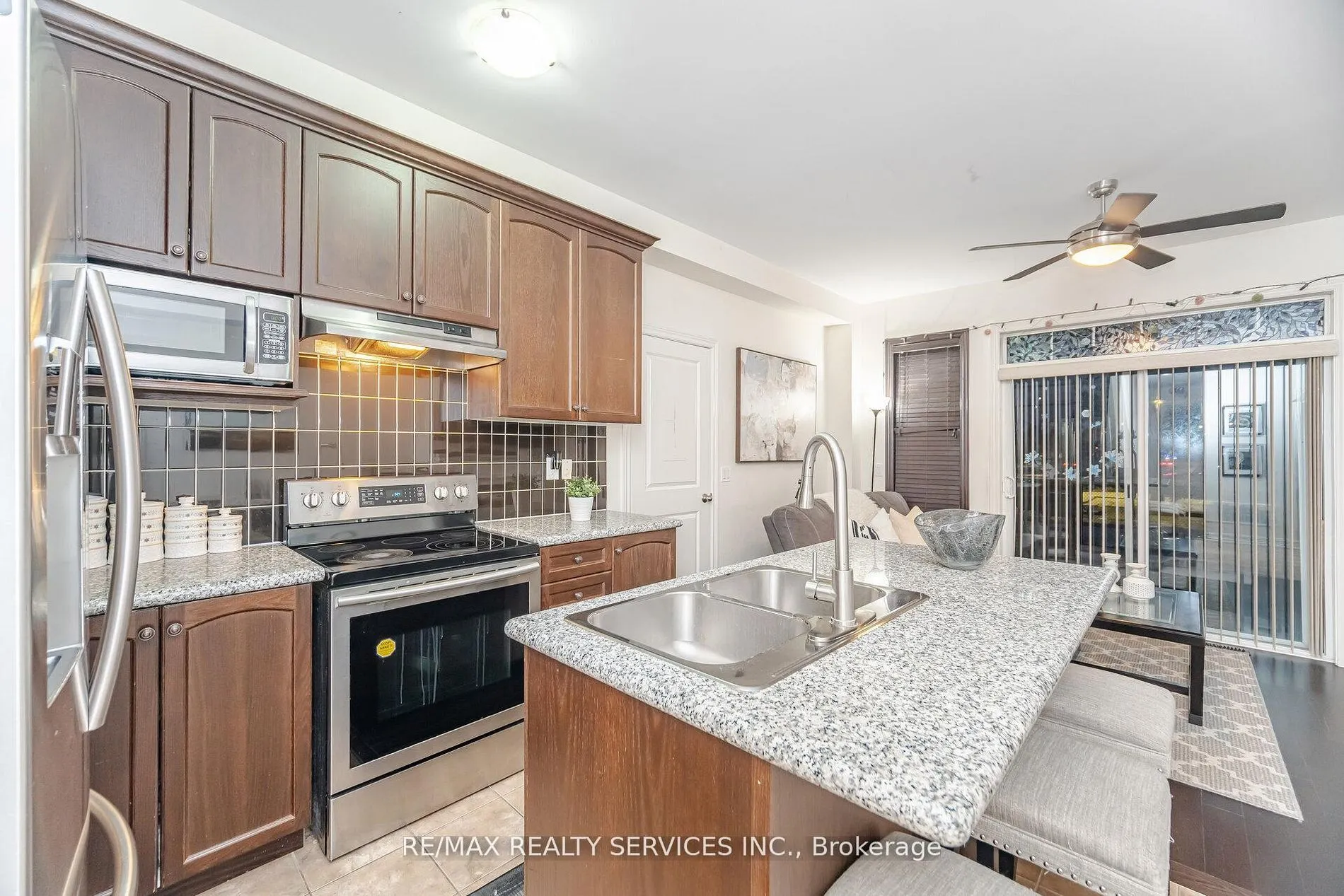 7 Dufay Road