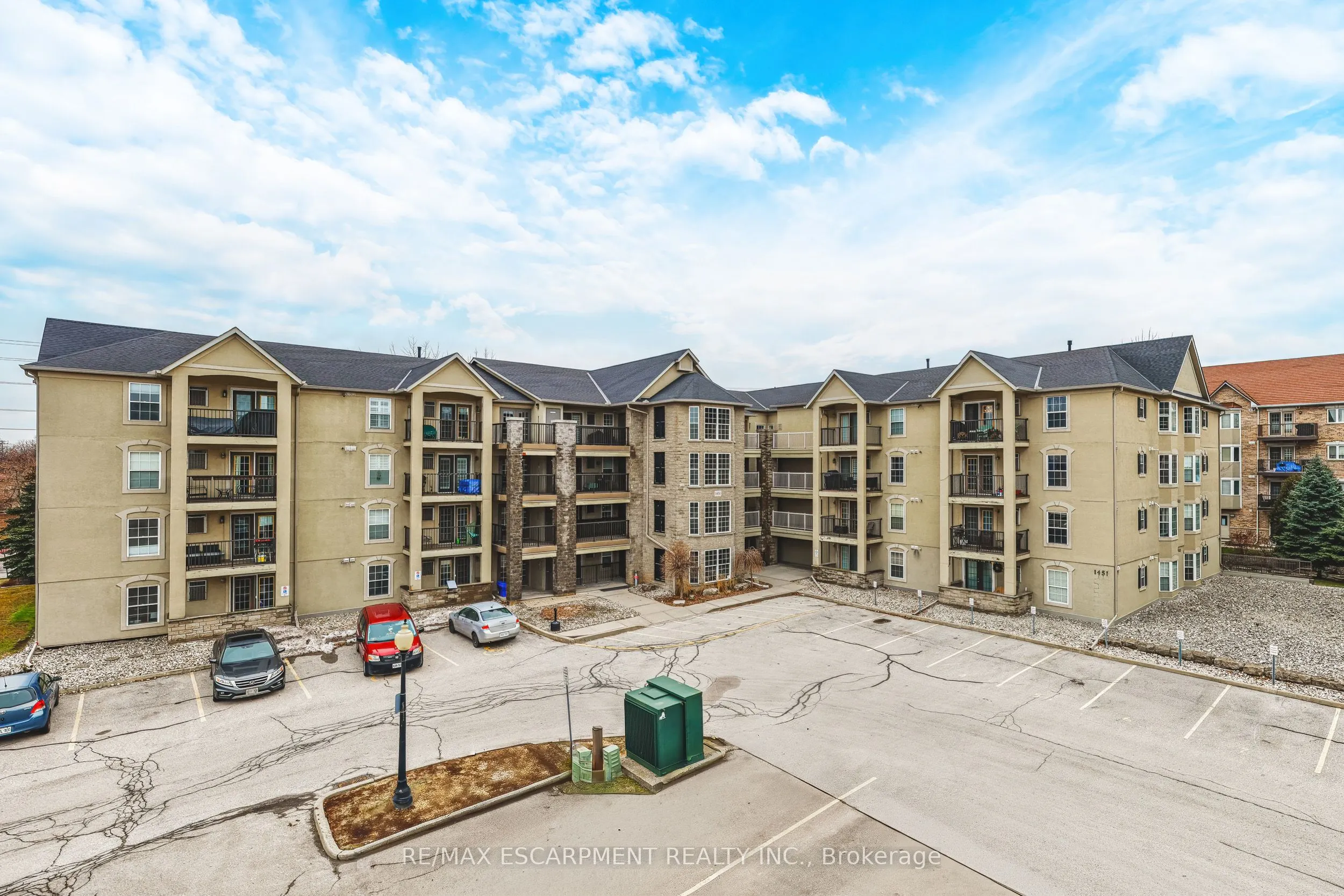 1451 Walkers Line #313
