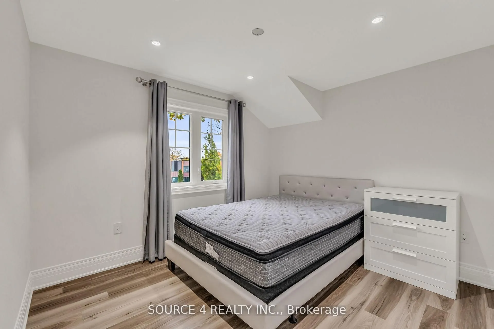 1409 Tansley Drive