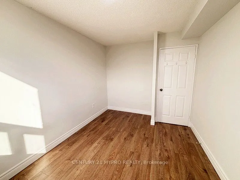 355 Rathburn Road E #1001