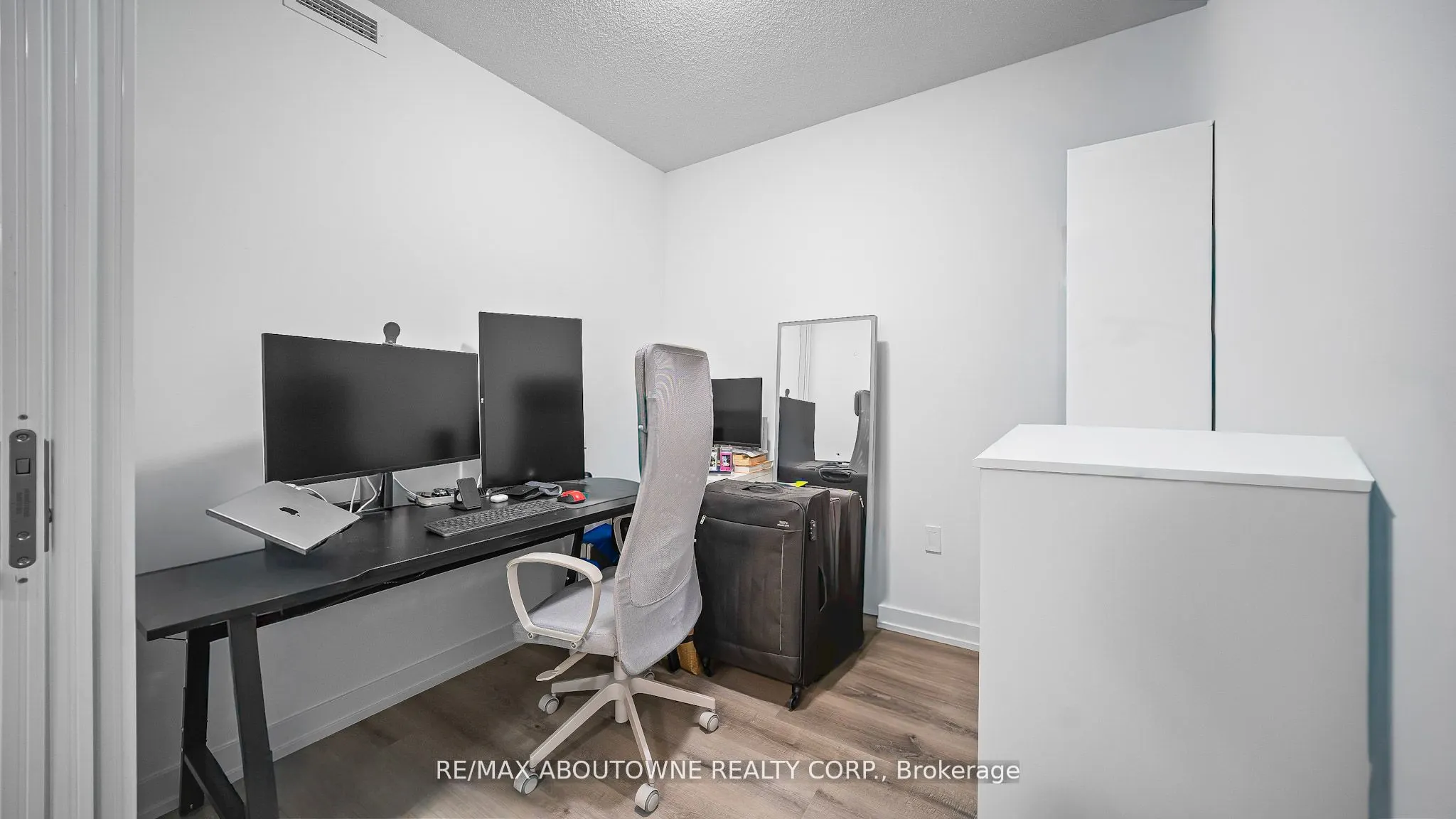 556 Marlee Avenue #412