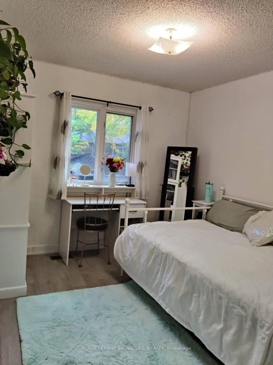 5020 Delaware Drive #25
