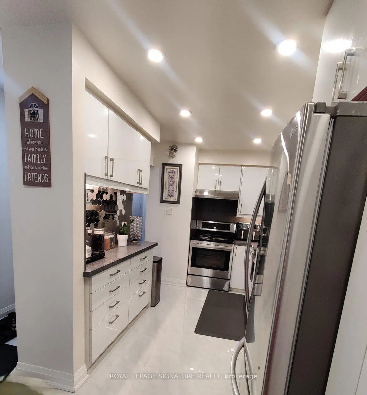 5020 Delaware Drive #25