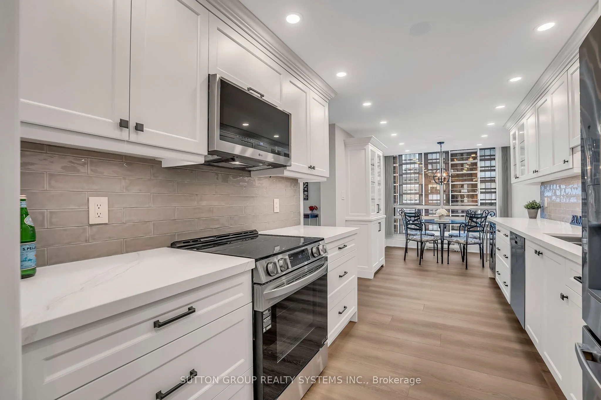 2180 Marine Drive #501