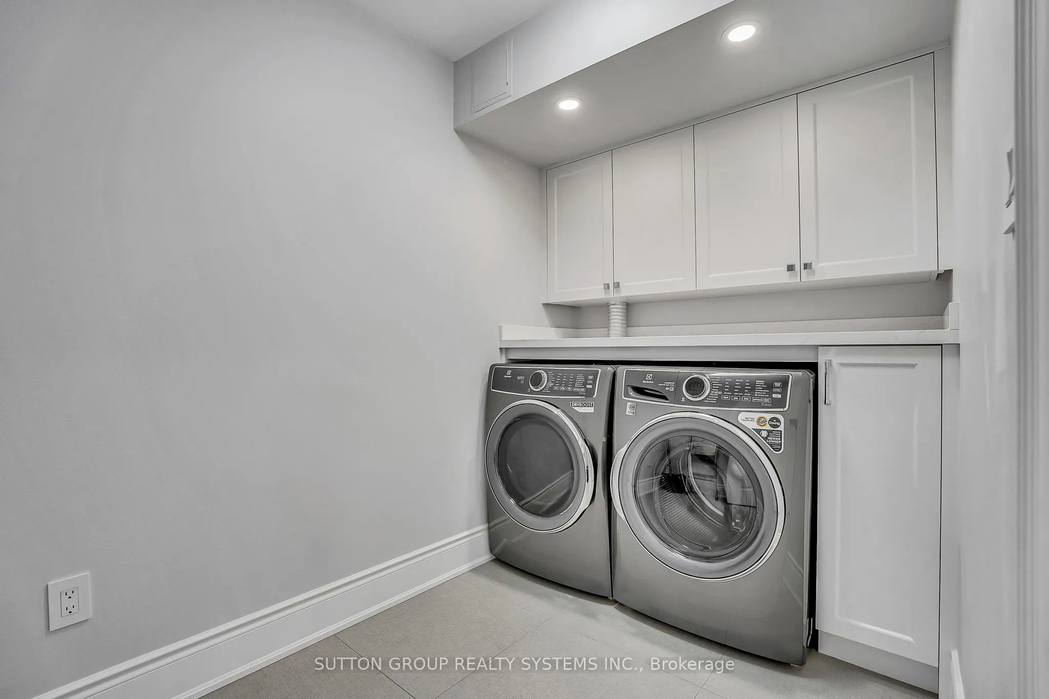 2180 Marine Drive #501