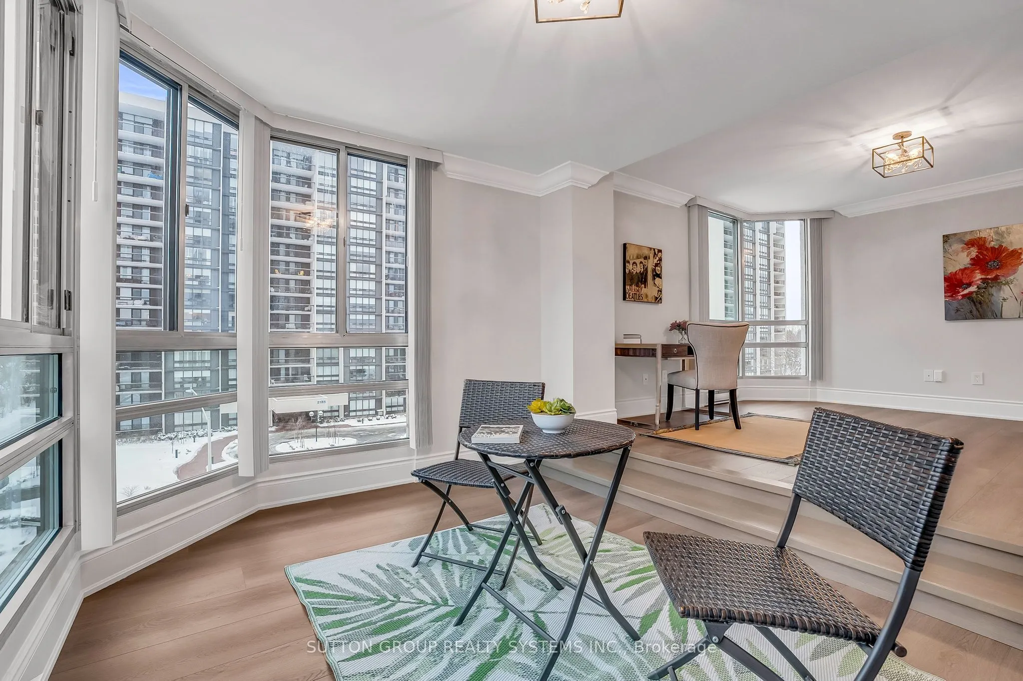 2180 Marine Drive #501