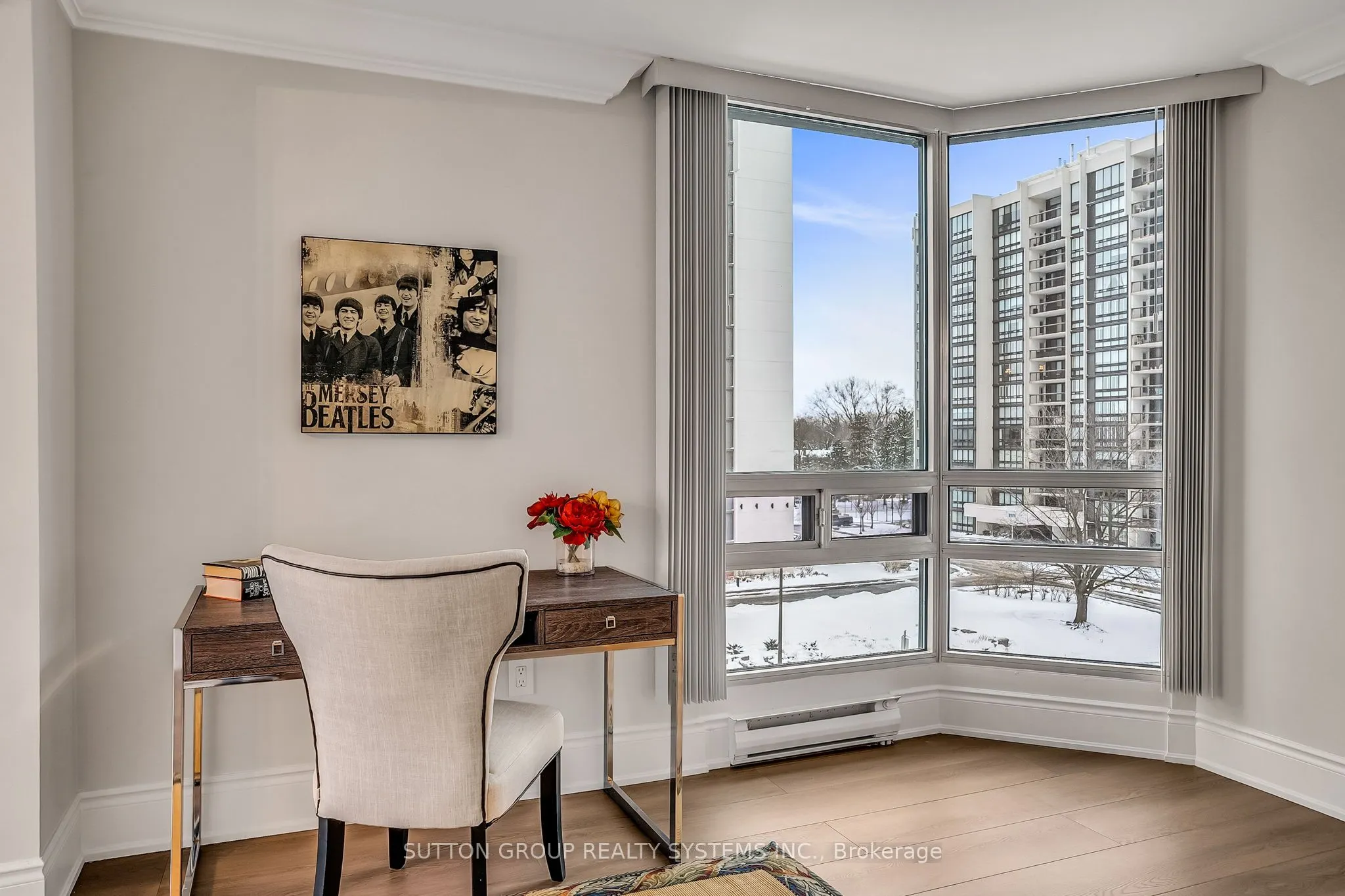 2180 Marine Drive #501