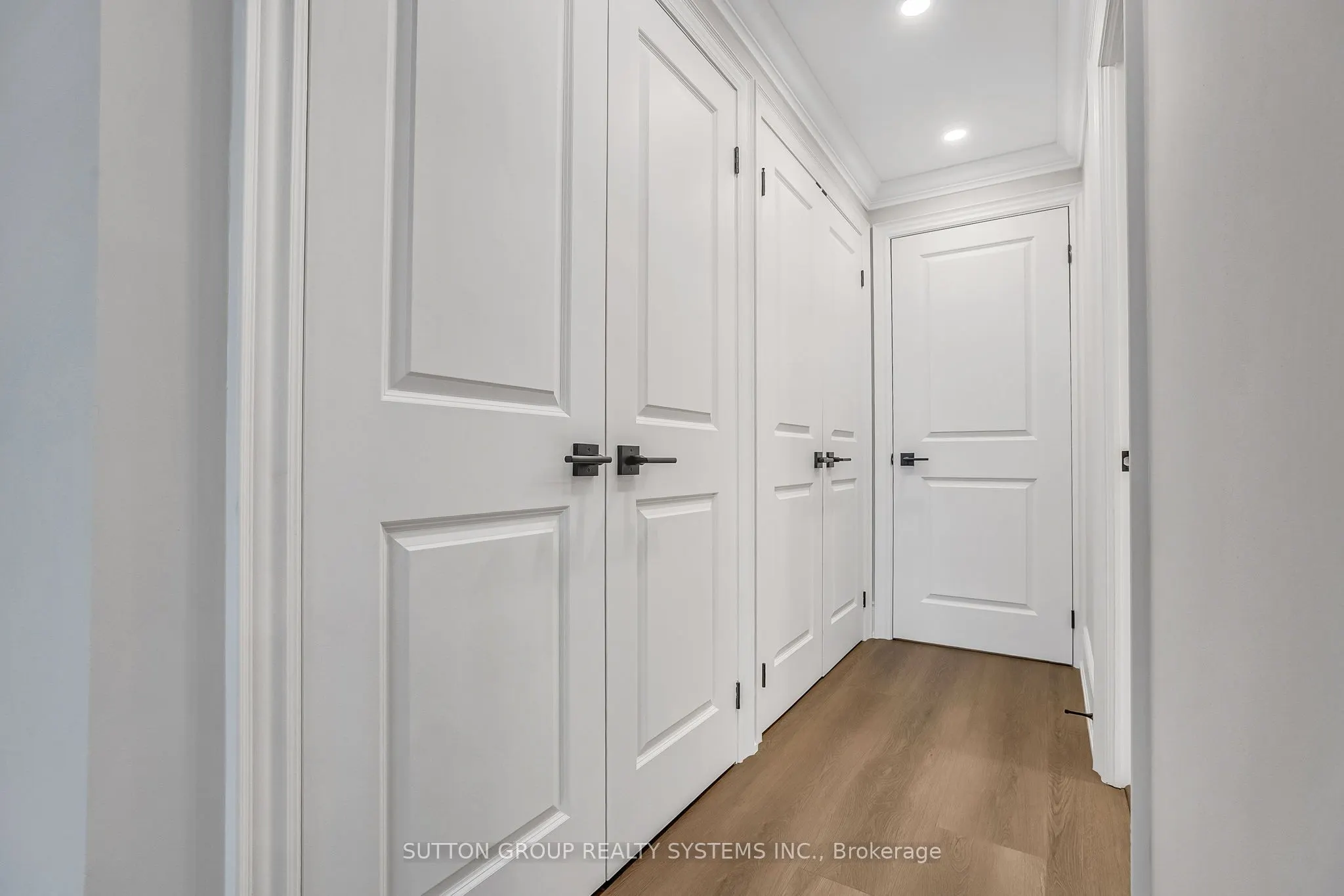 2180 Marine Drive #501