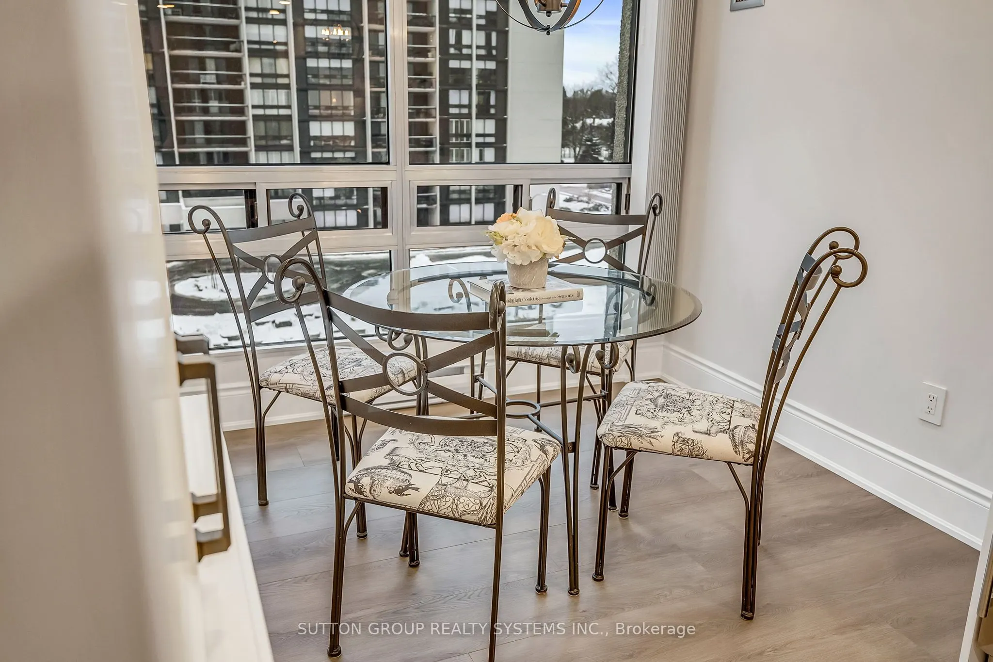2180 Marine Drive #501