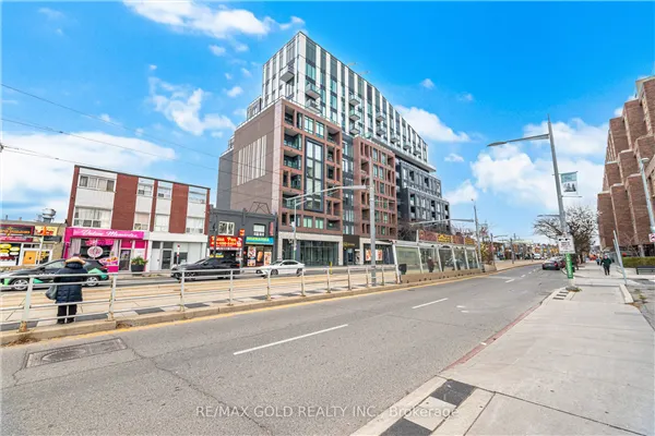 1808 St.Clair Avenue W #405