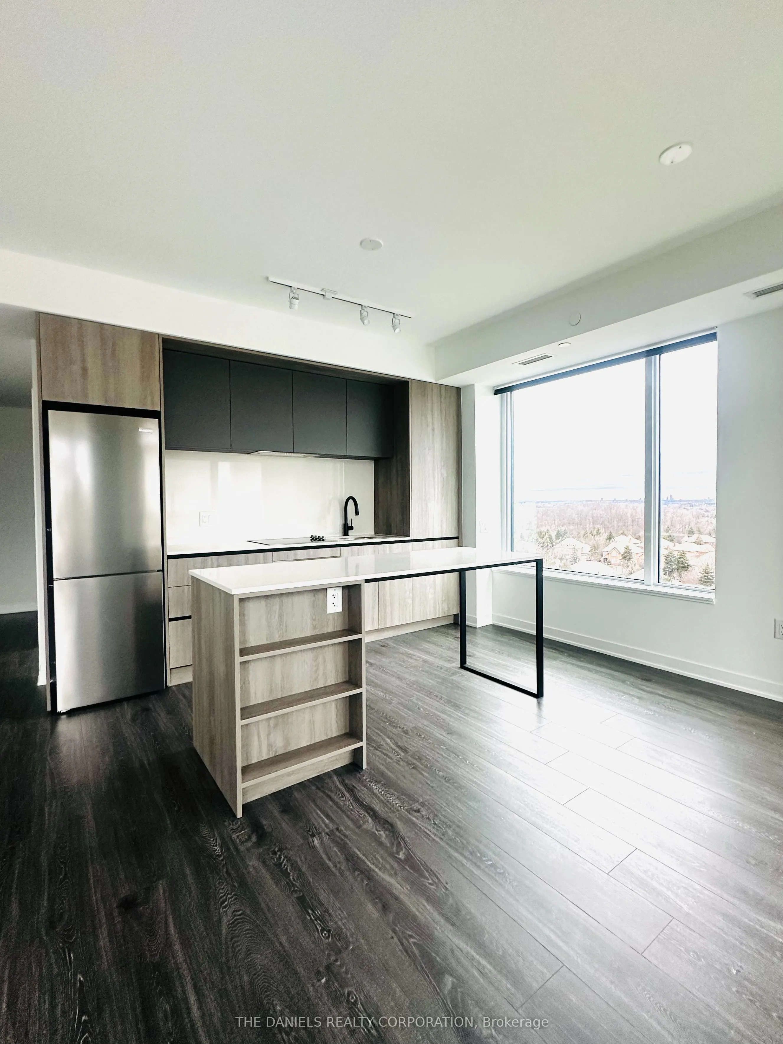 2495 Eglinton Avenue W #1011