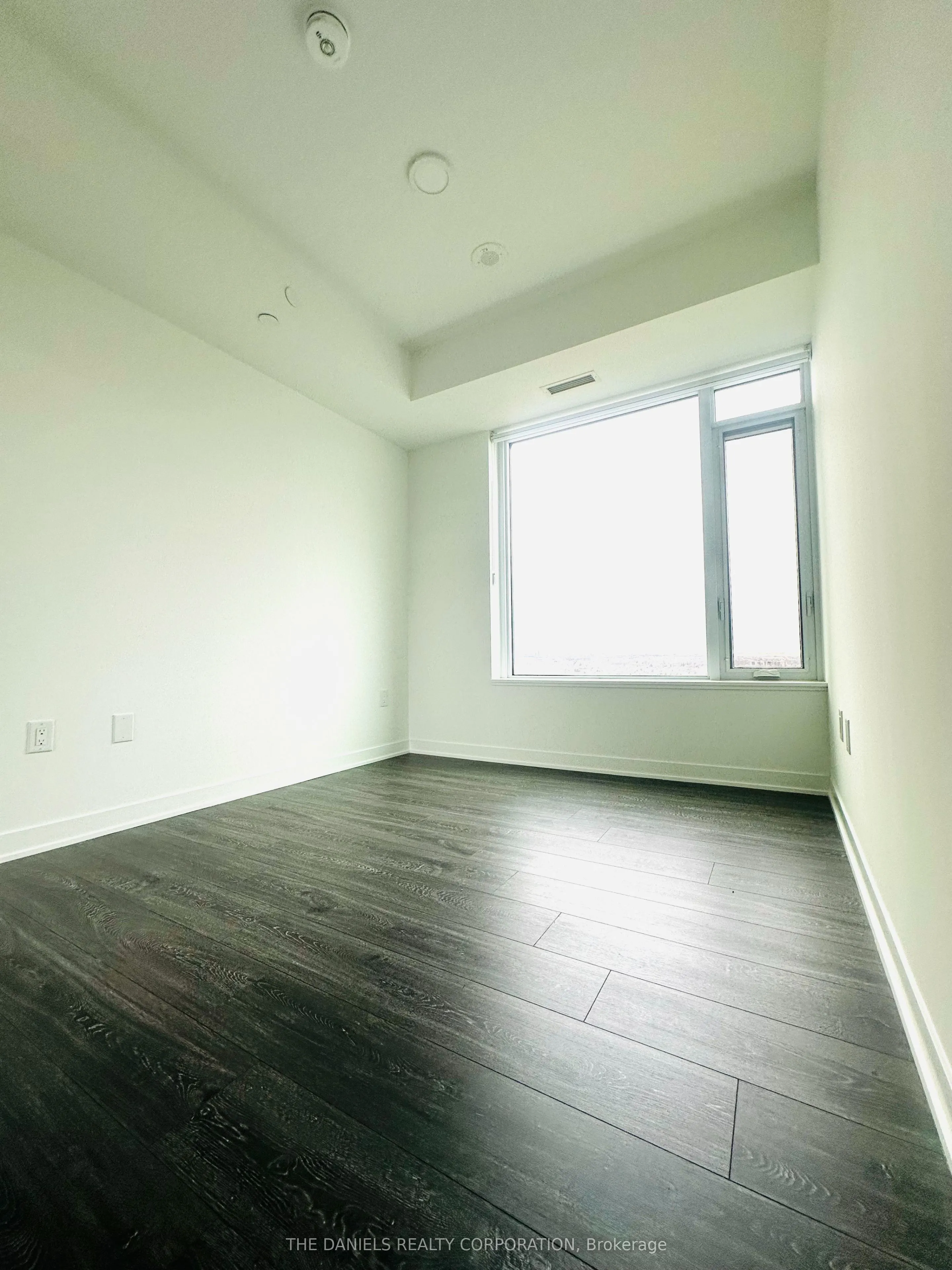 2495 Eglinton Avenue W #1011