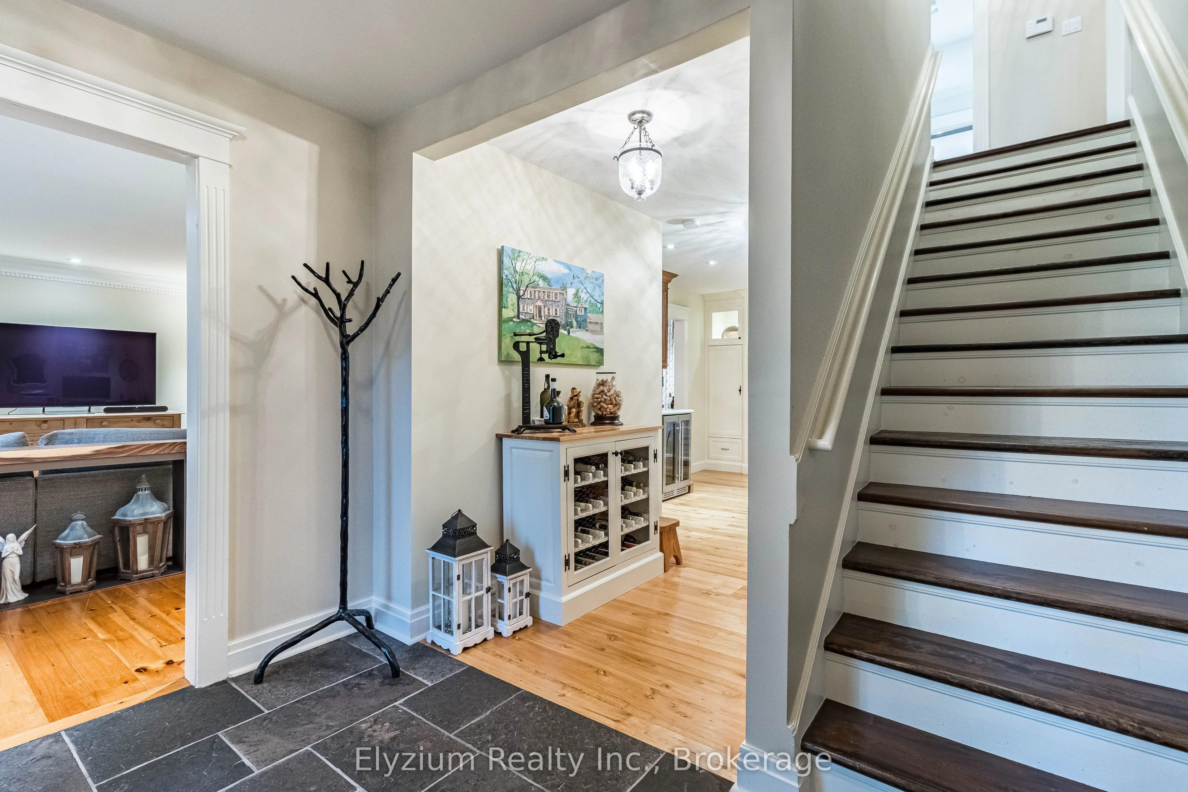 27 Cedar Drive