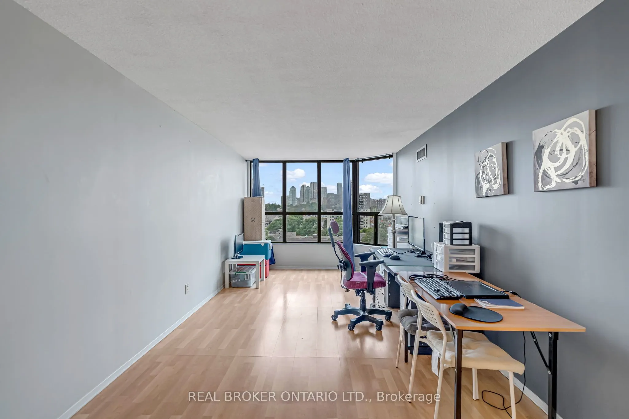 25 Agnes Street #903