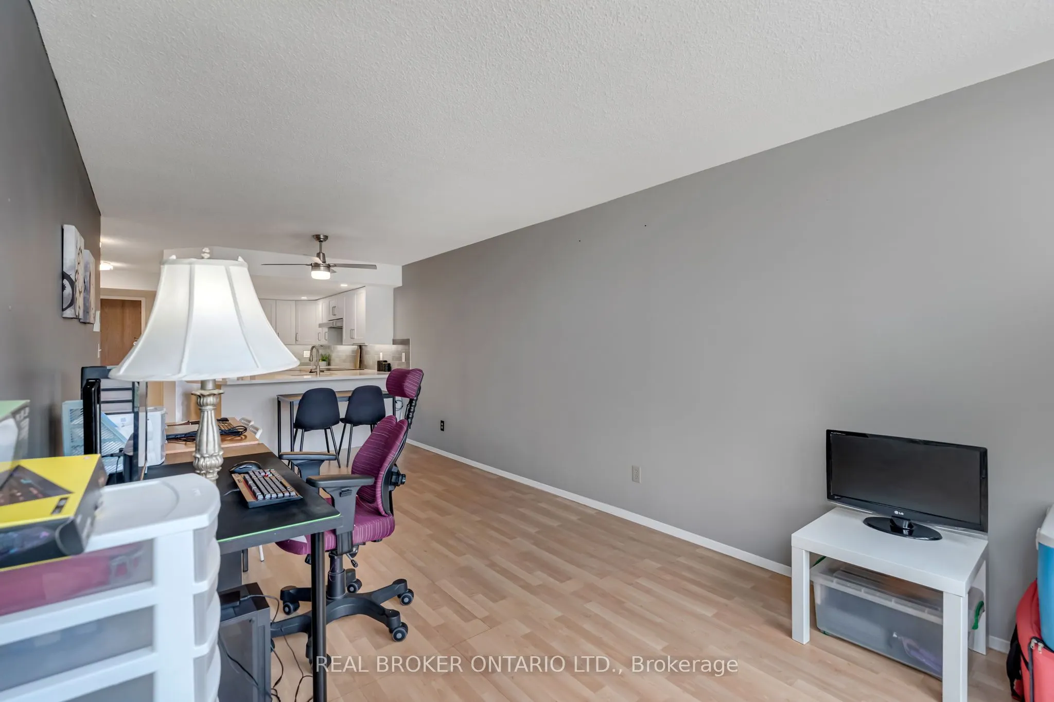 25 Agnes Street #903