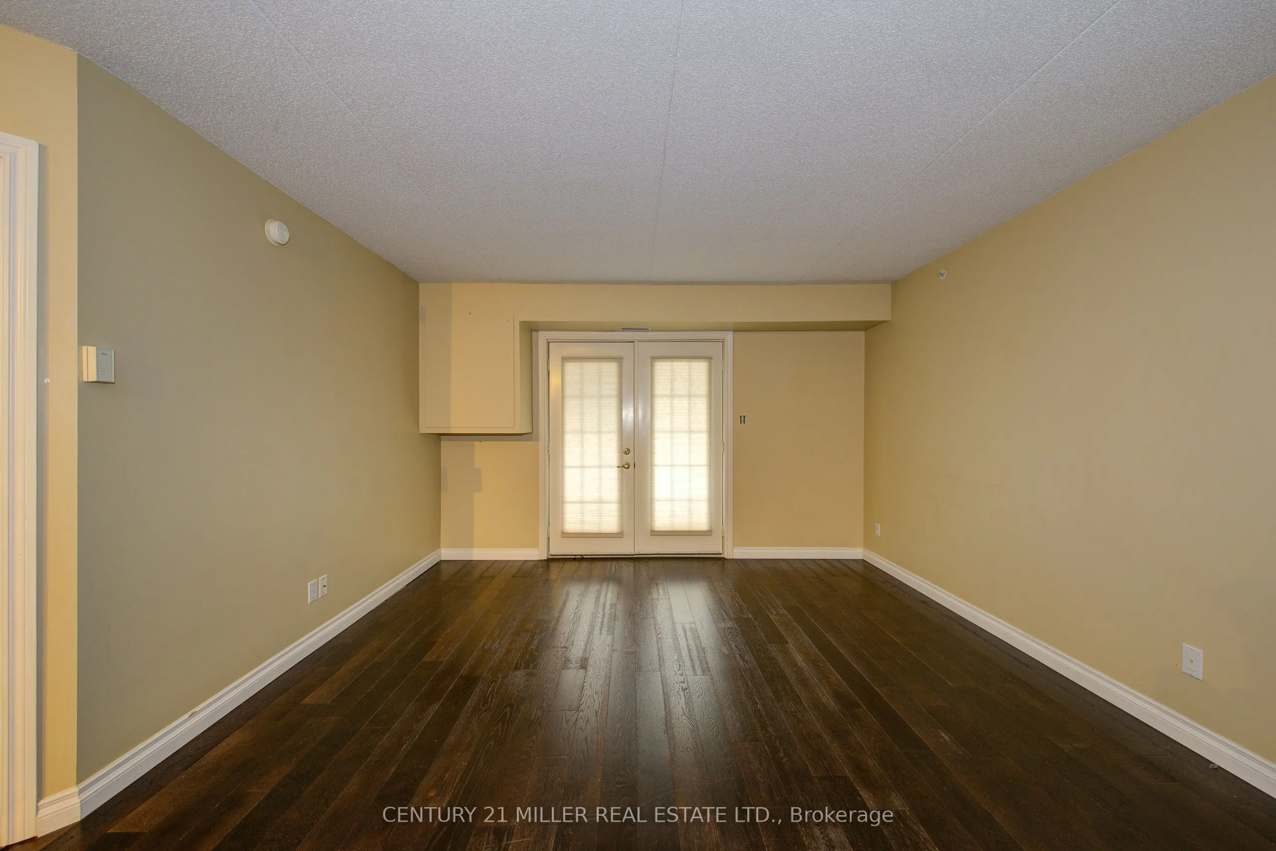 1451 Walkers Line #206