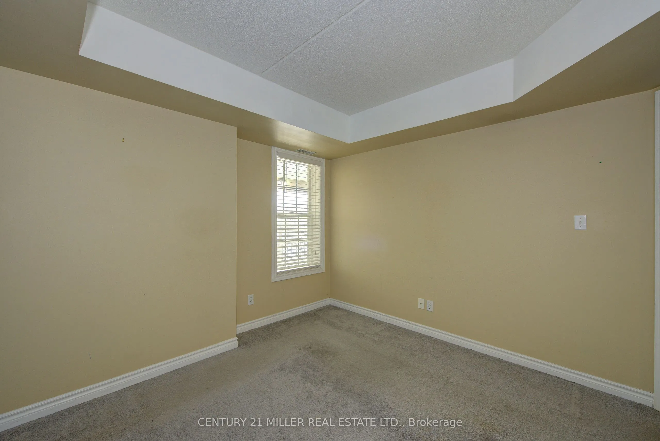 1451 Walkers Line #206