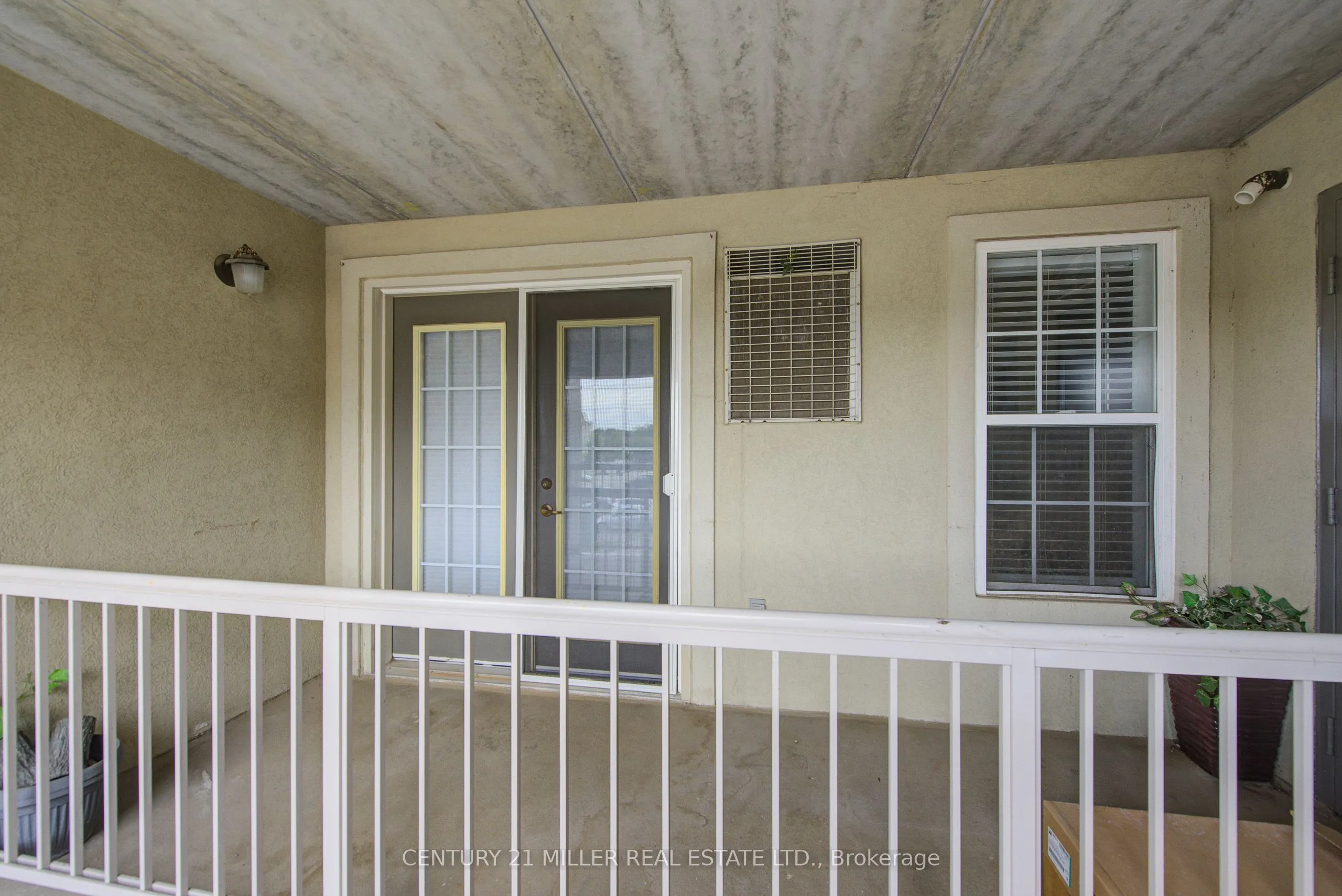 1451 Walkers Line #206