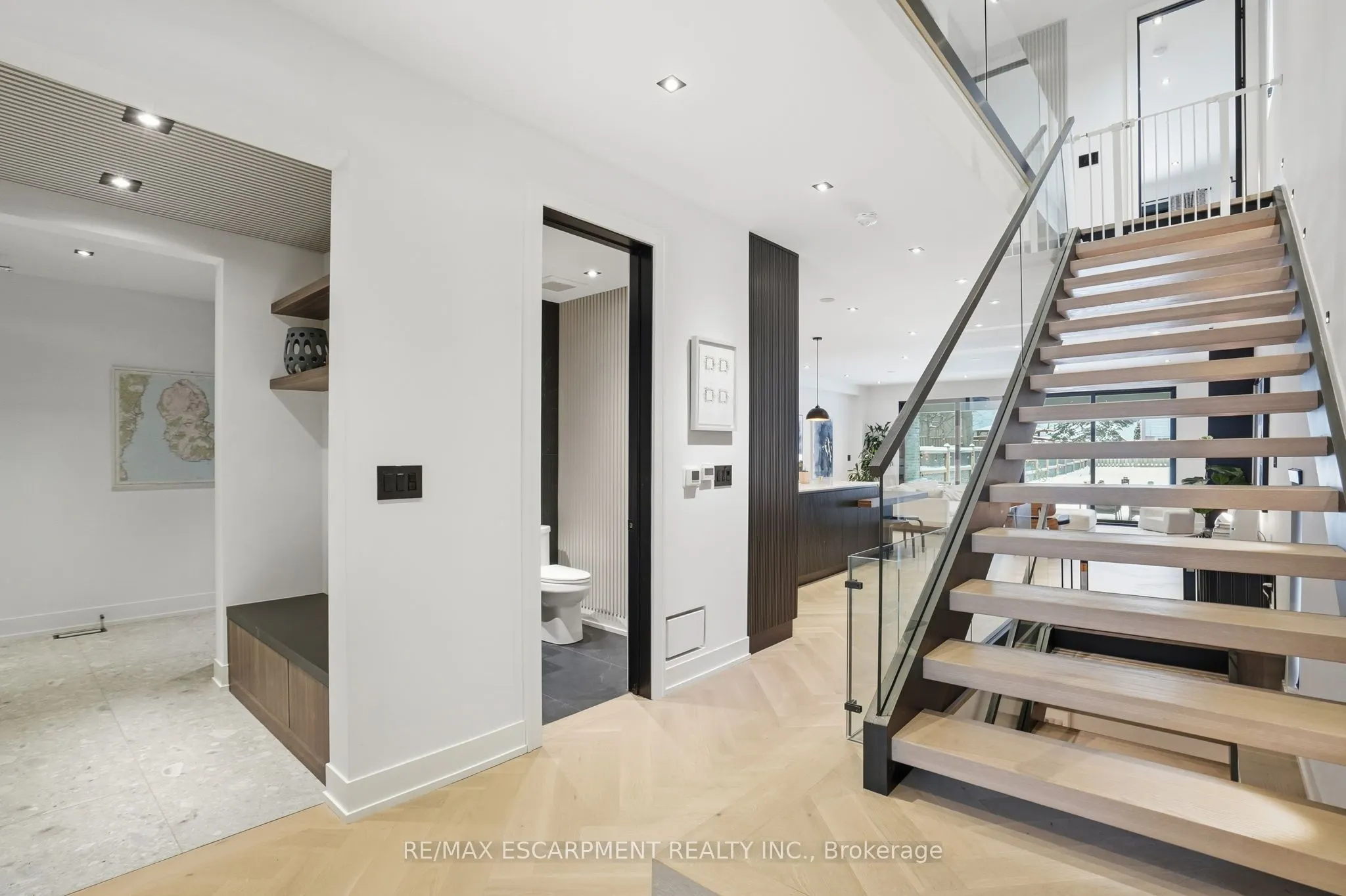 20B Broadview Avenue