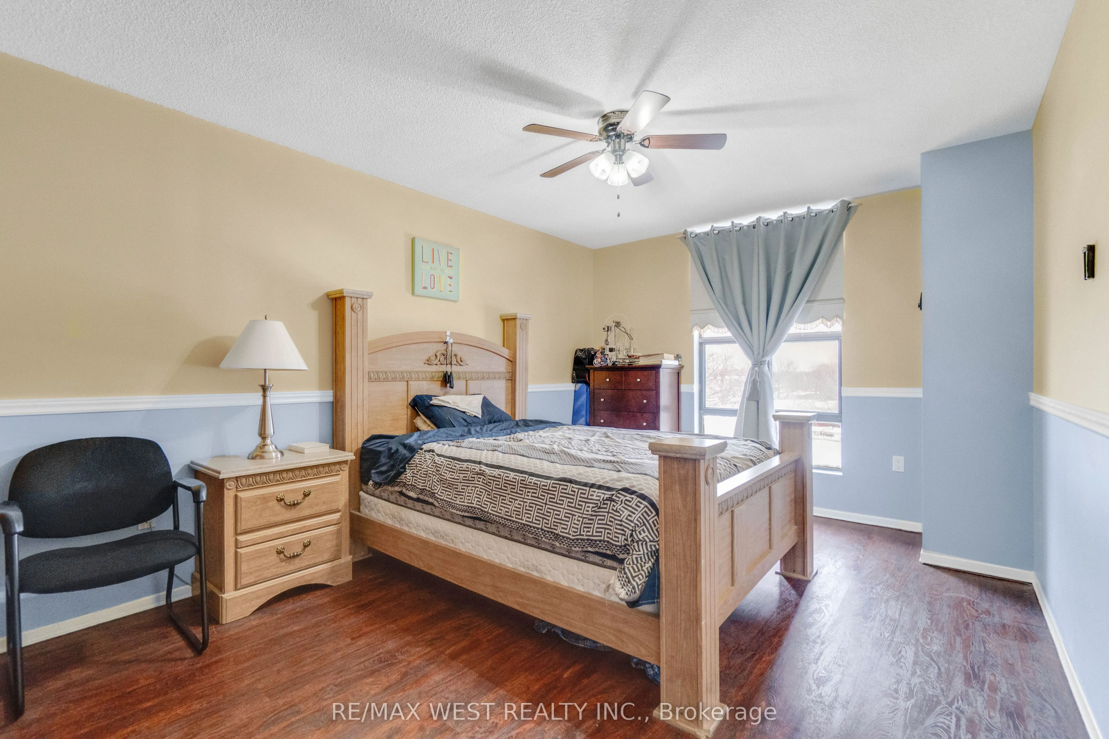 21 Knightsbridge Road #407