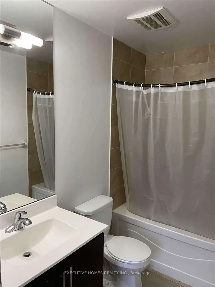 330 Burnhamthorpe Road #2707