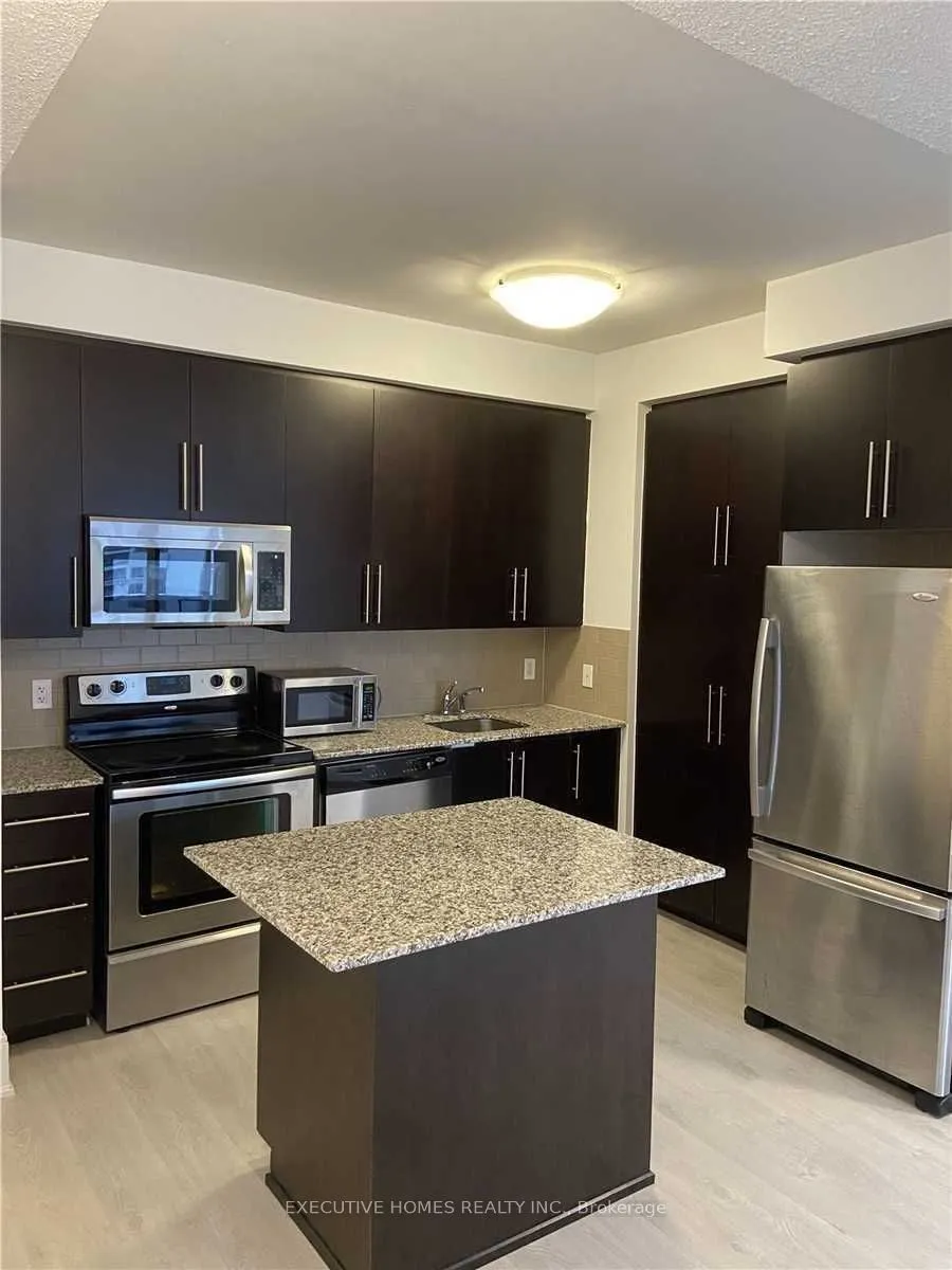 330 Burnhamthorpe Road #2707