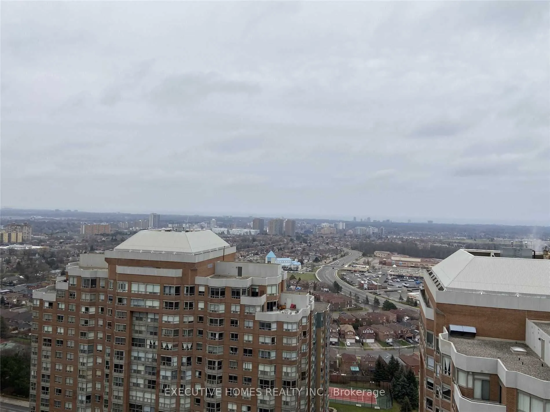 330 Burnhamthorpe Road #2707